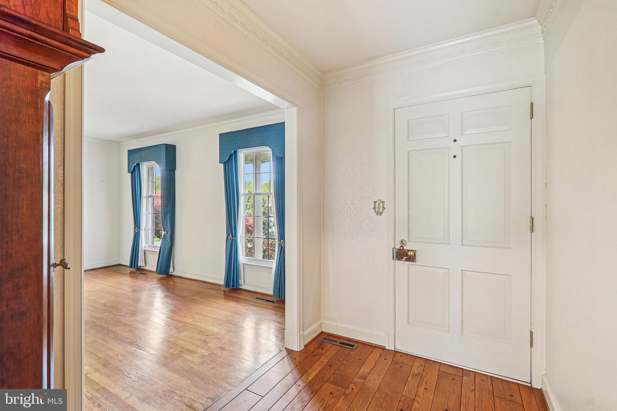 ROSEMONT - Residential