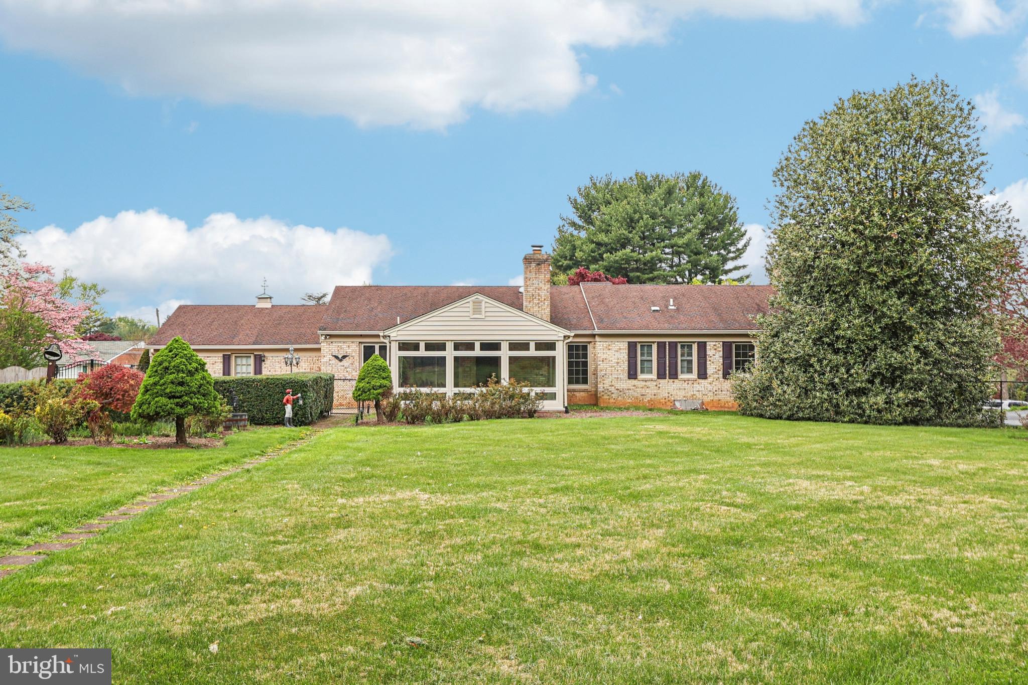 ROSEMONT - Residential