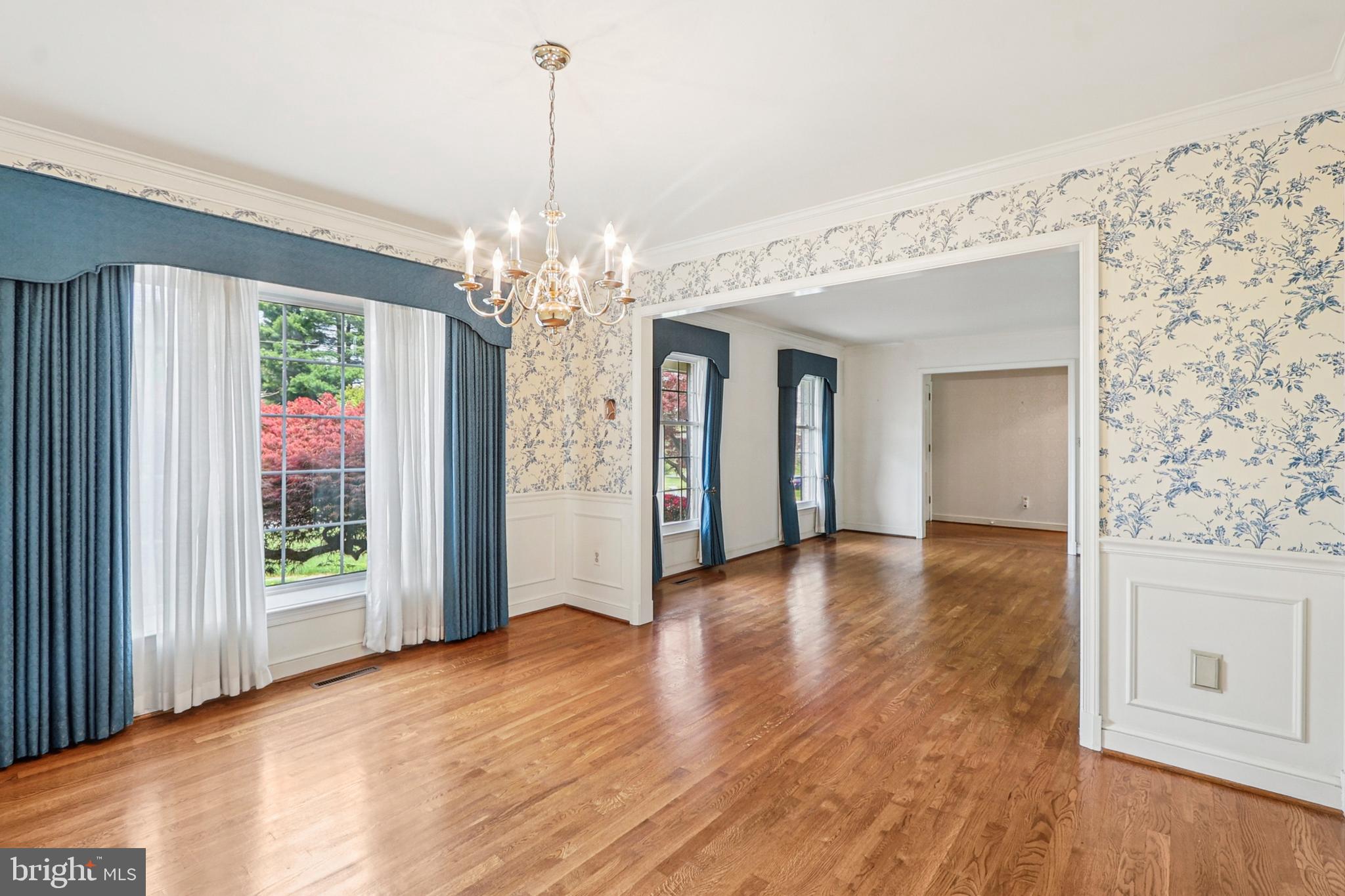 ROSEMONT - Residential