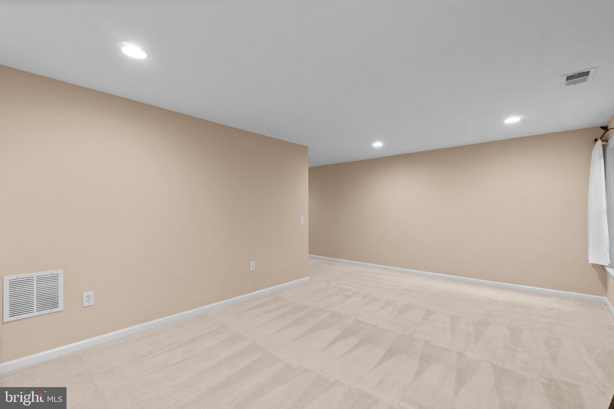 SWAN POINT - Residential