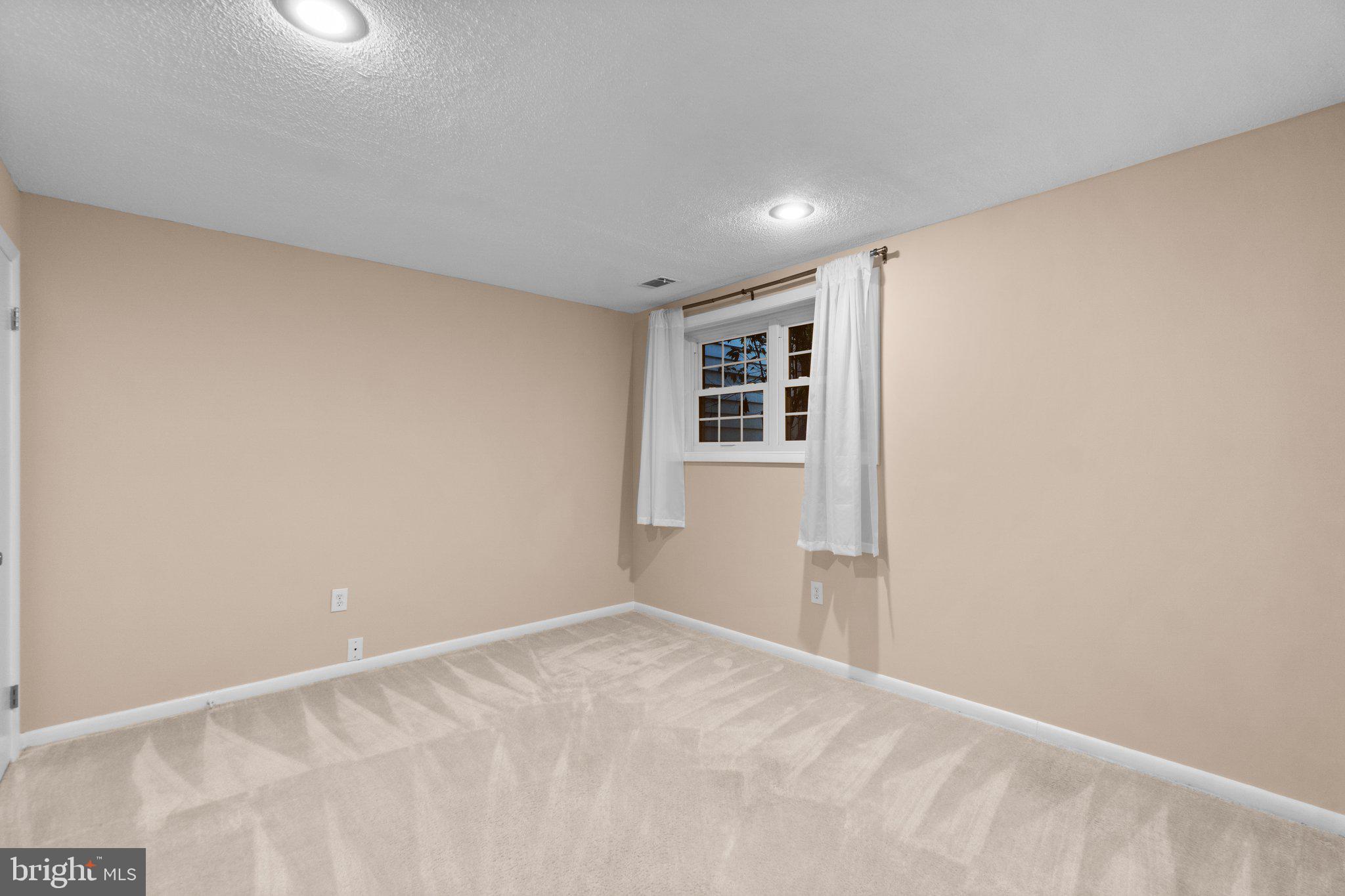 SWAN POINT - Residential