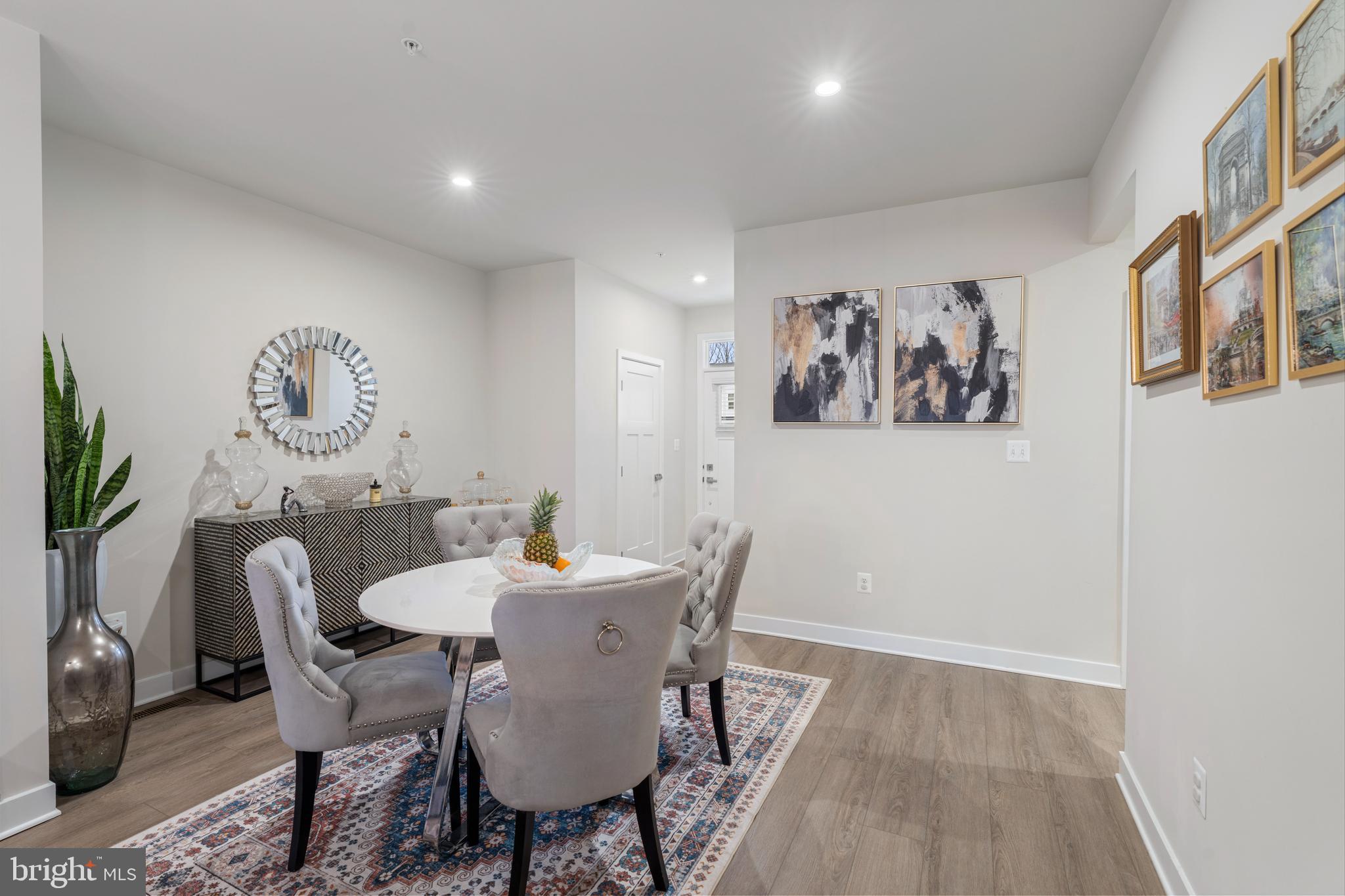 ABERDEEN OVERLOOK - Residential