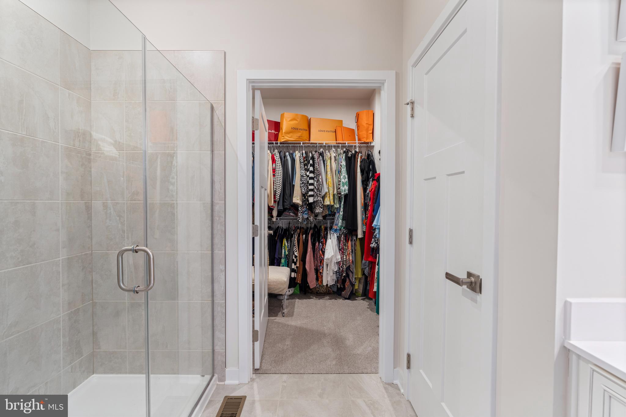 ABERDEEN OVERLOOK - Residential