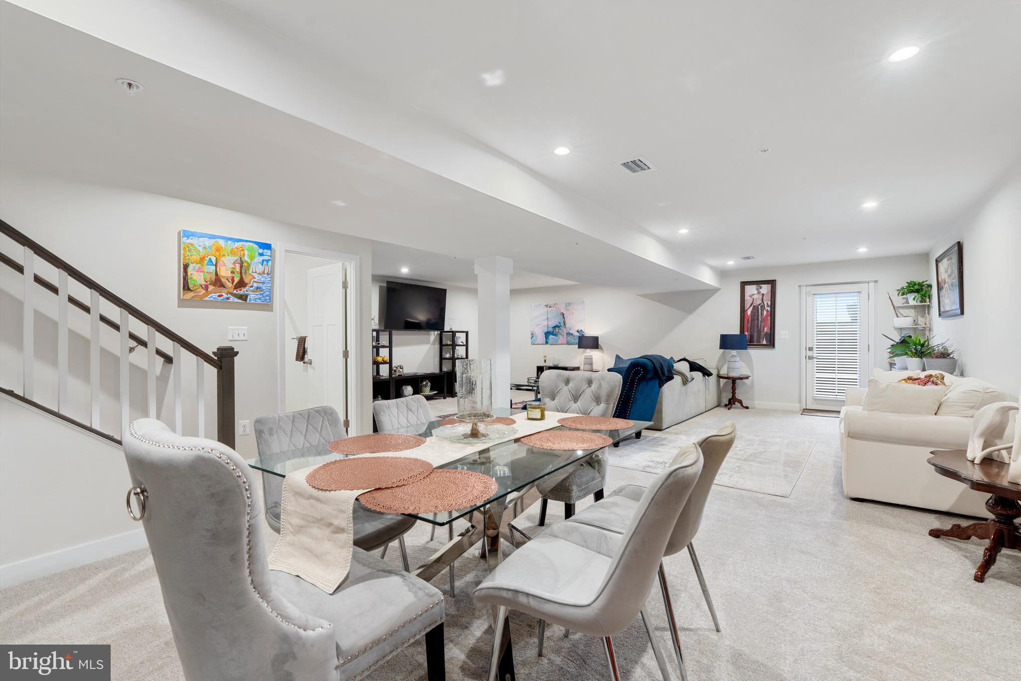 ABERDEEN OVERLOOK - Residential