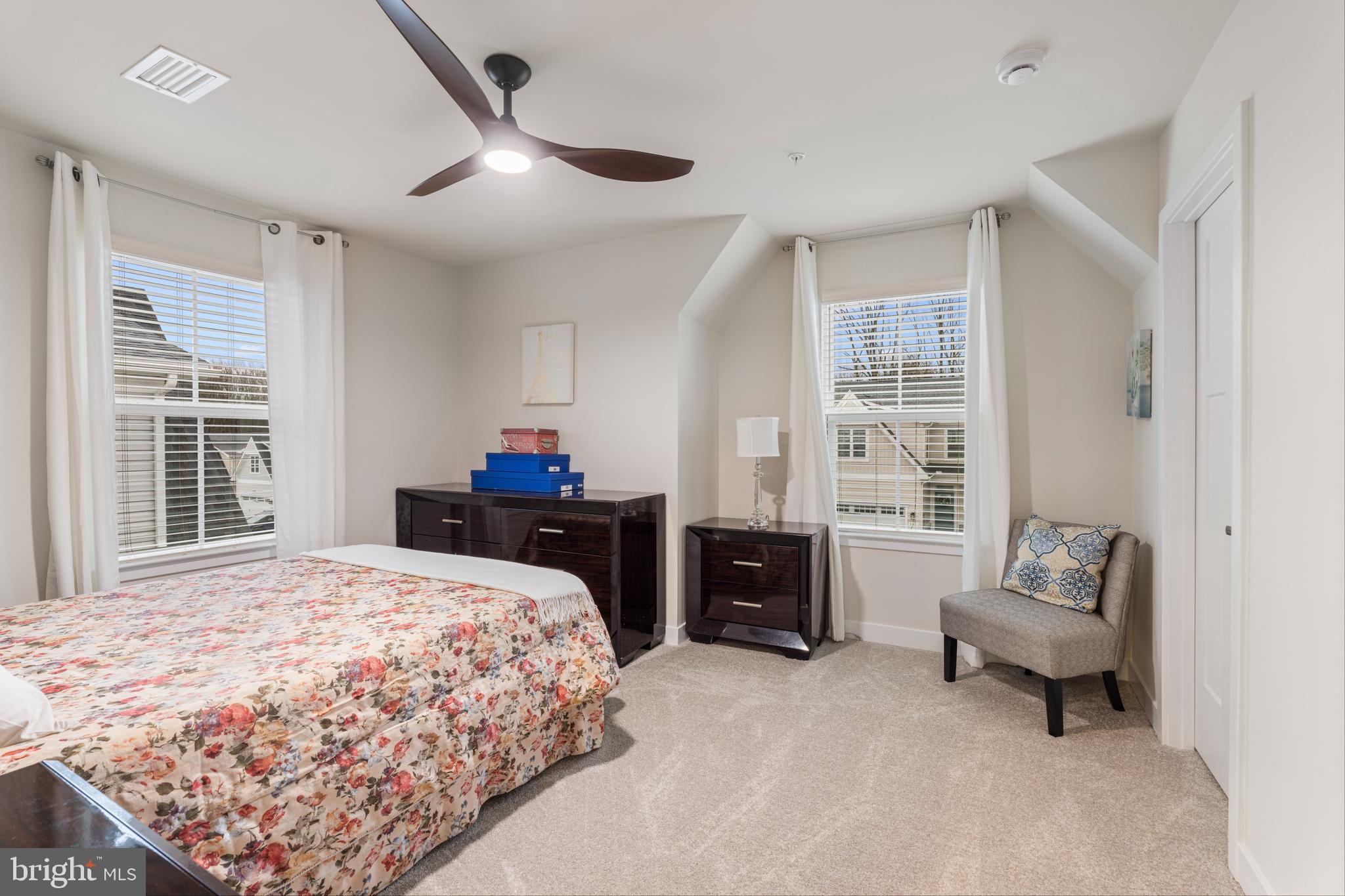 ABERDEEN OVERLOOK - Residential