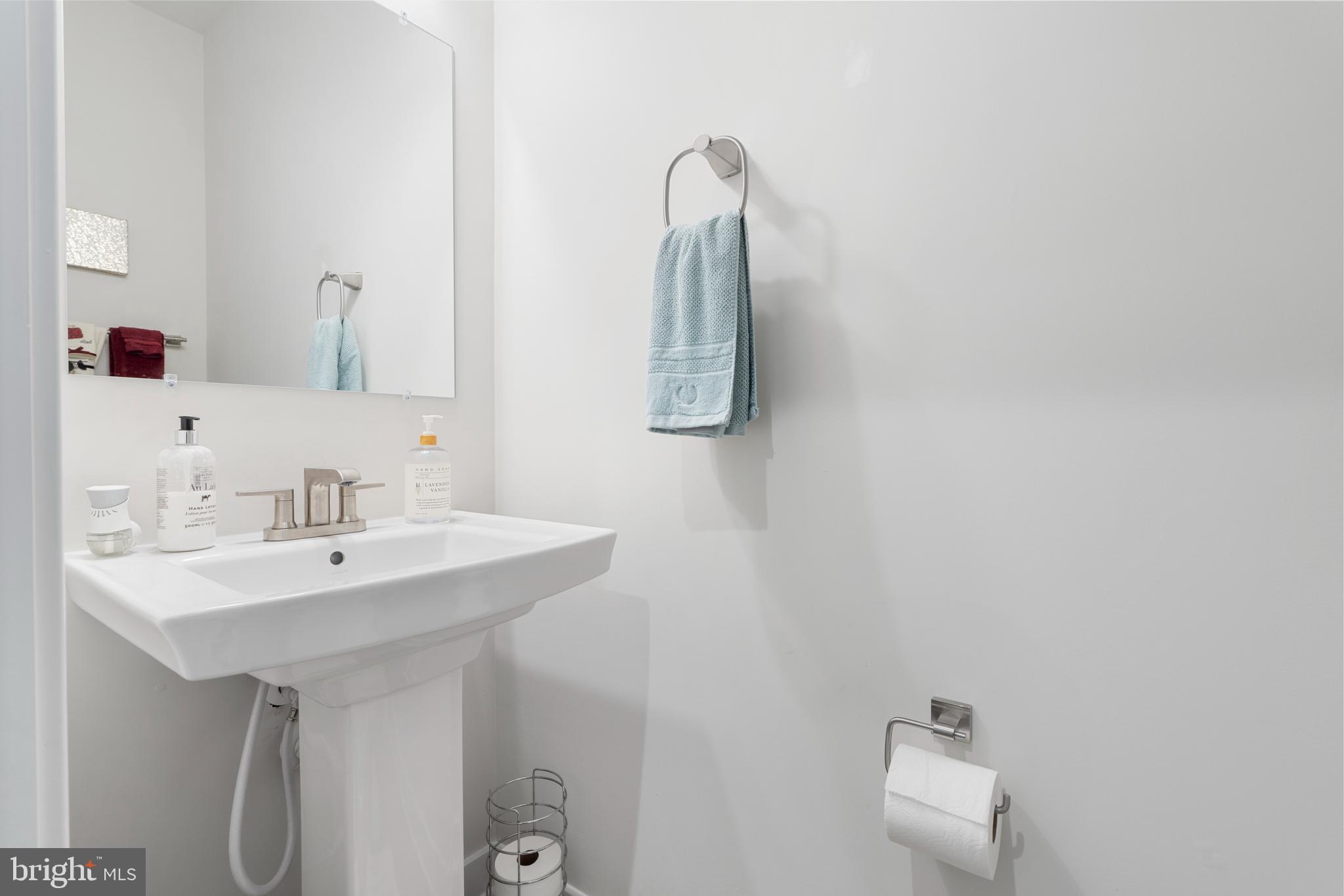 ABERDEEN OVERLOOK - Residential