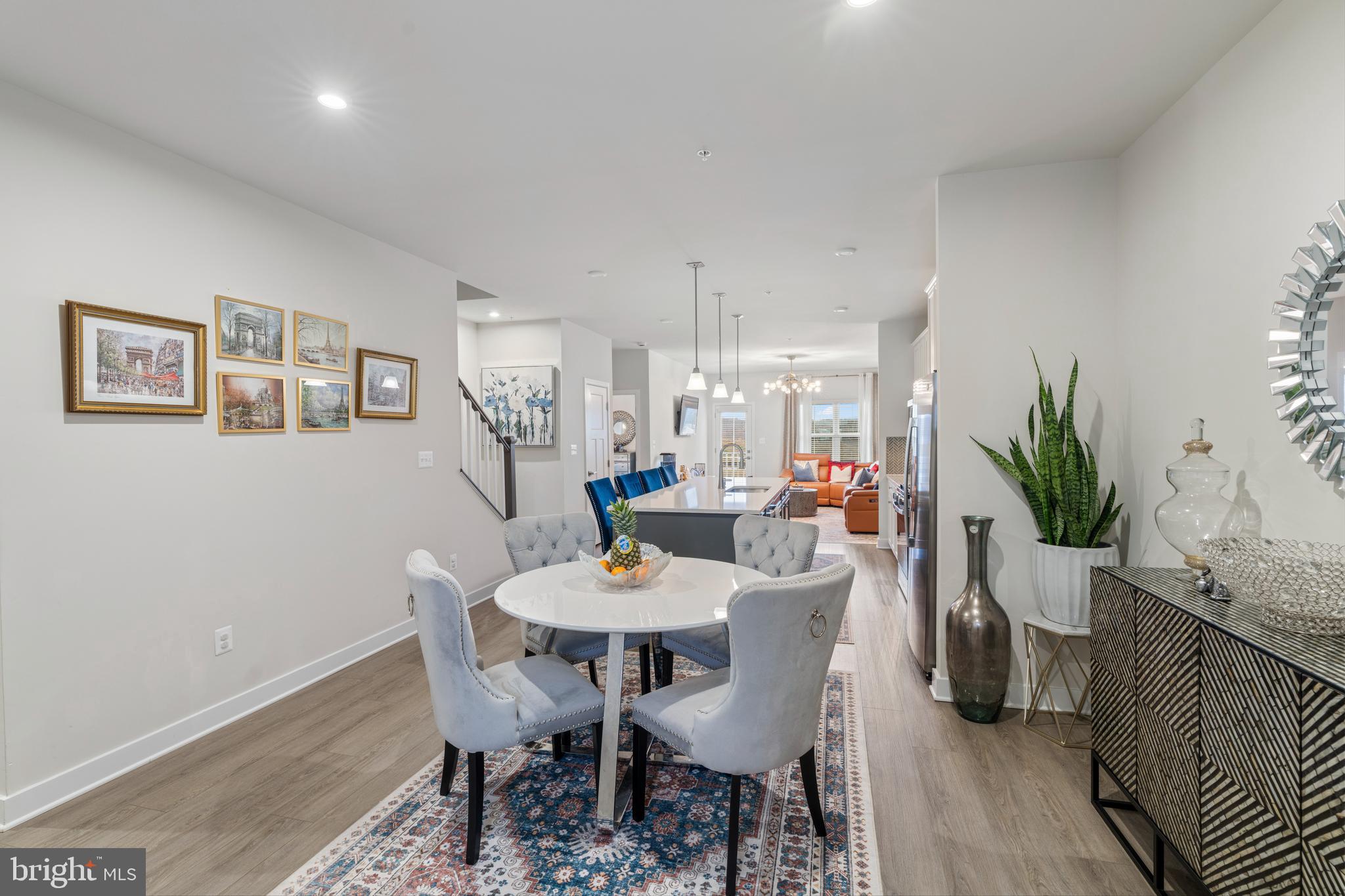 ABERDEEN OVERLOOK - Residential