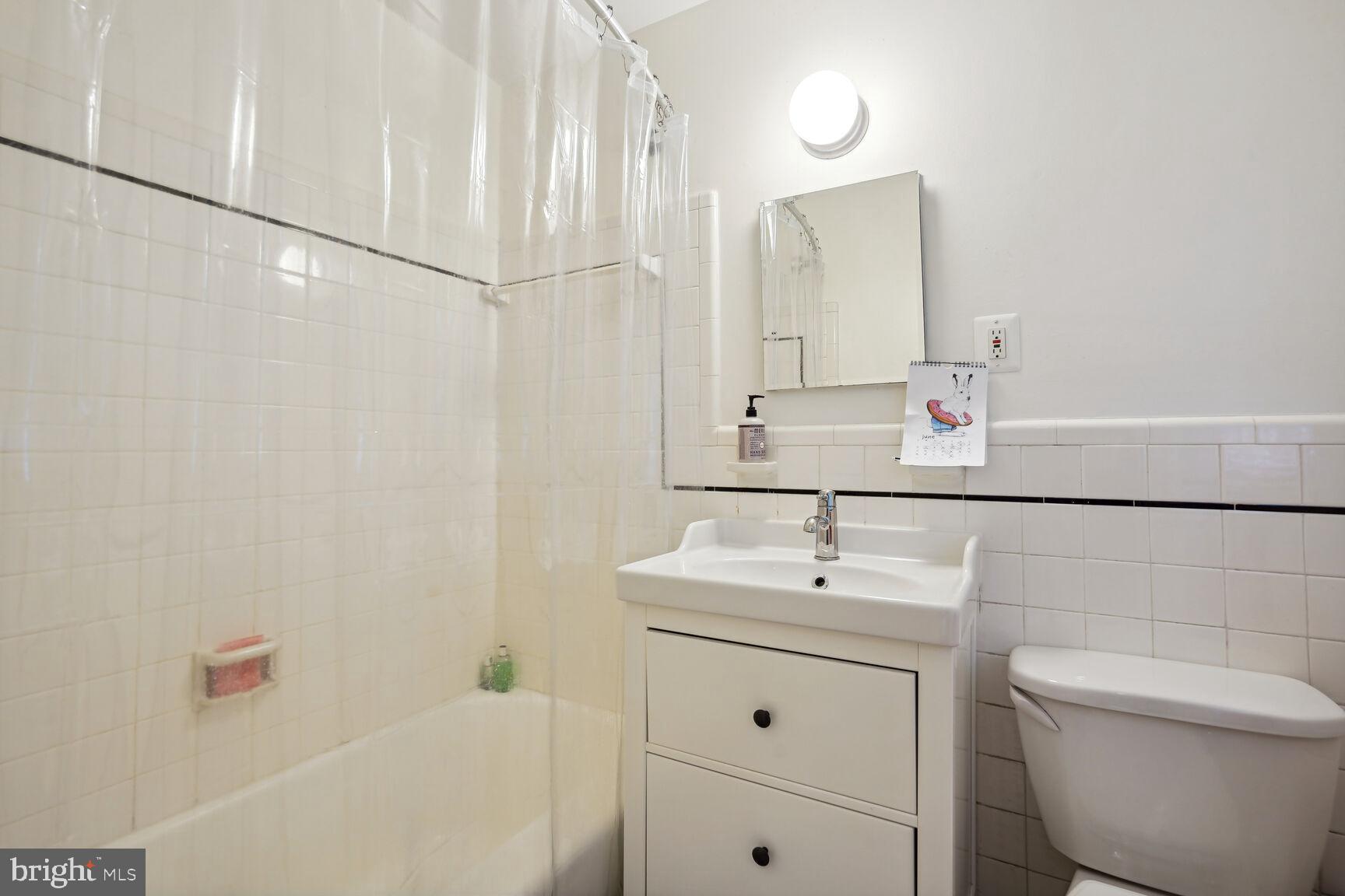 MARTINS ADDITION - Residential Lease