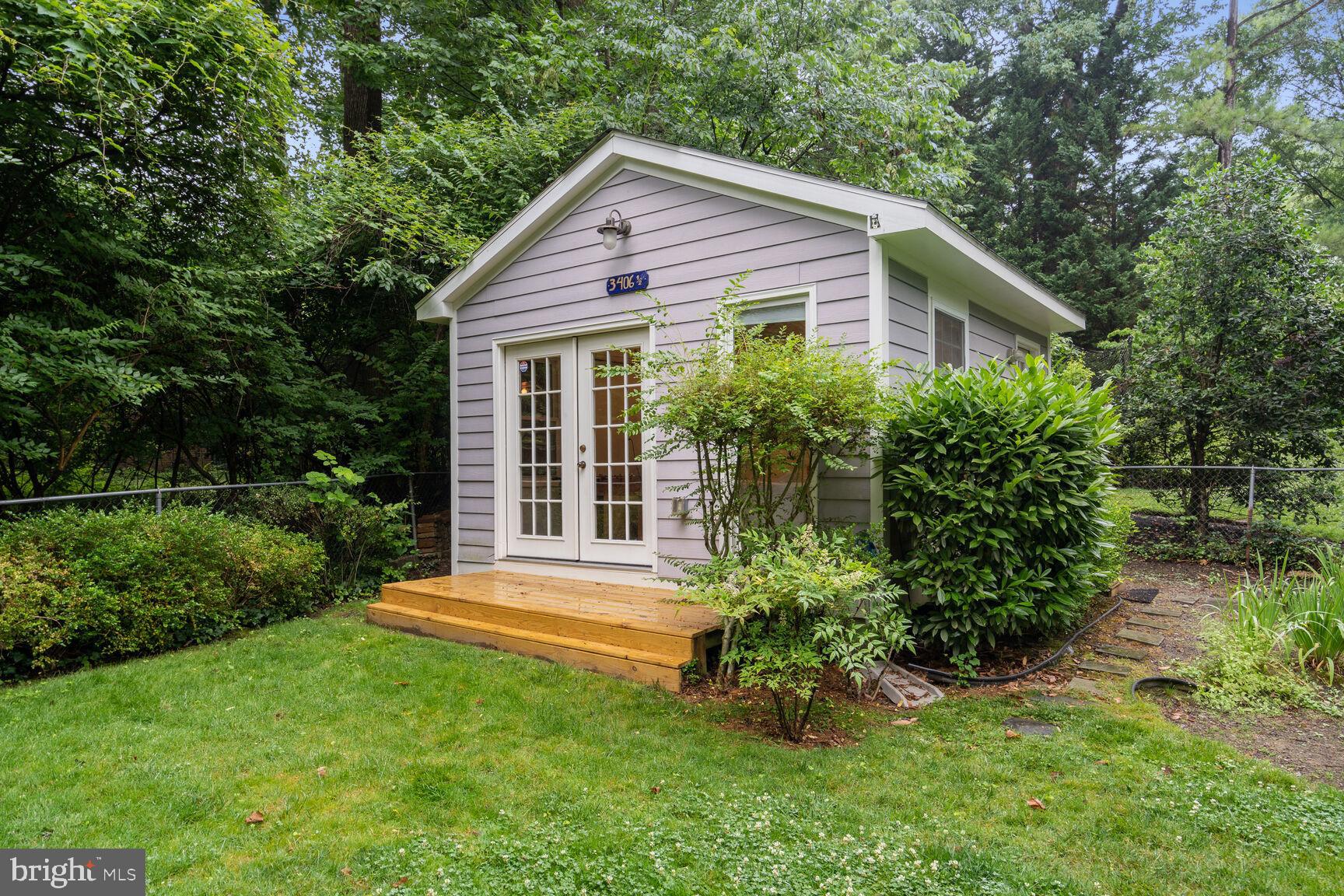 MARTINS ADDITION - Residential Lease