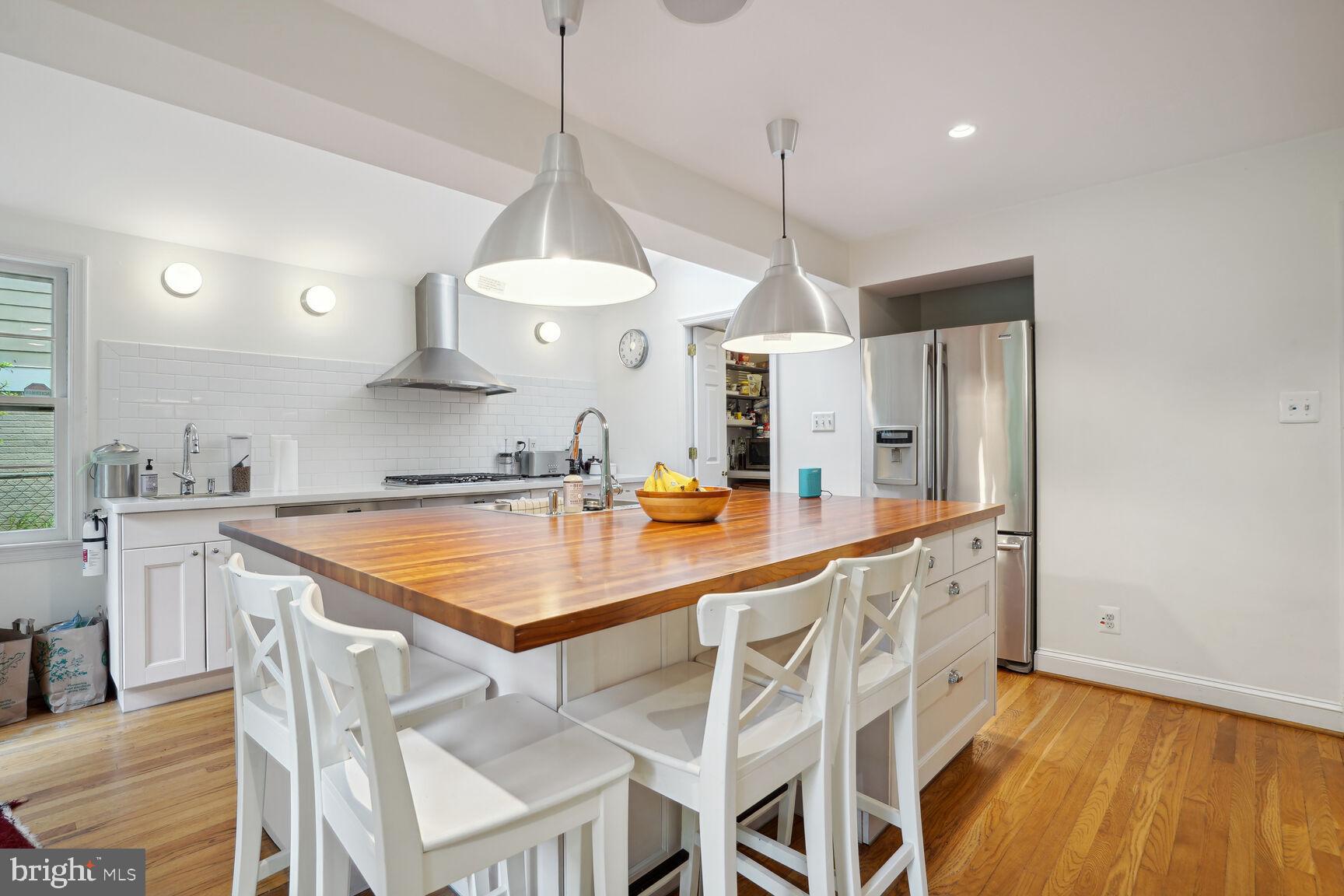 MARTINS ADDITION - Residential Lease