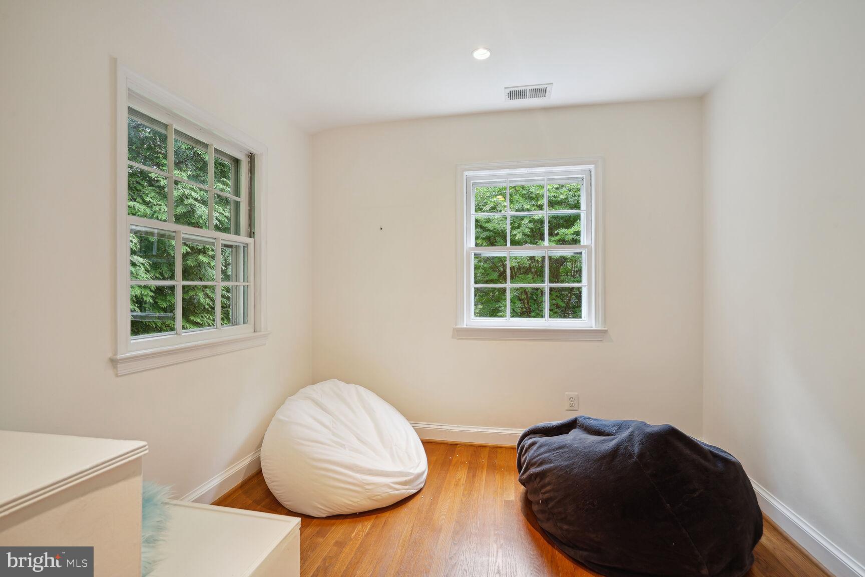 MARTINS ADDITION - Residential Lease