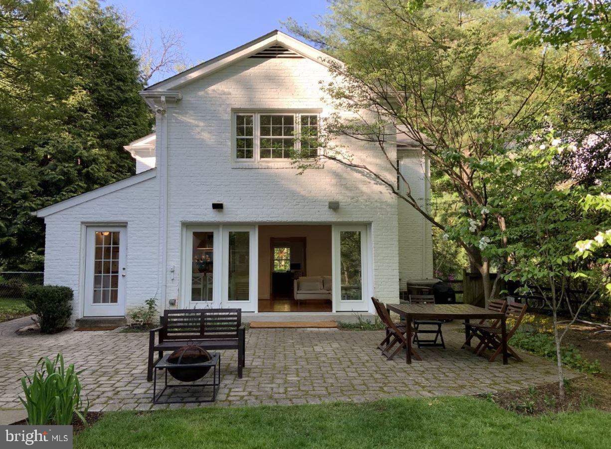 MARTINS ADDITION - Residential Lease