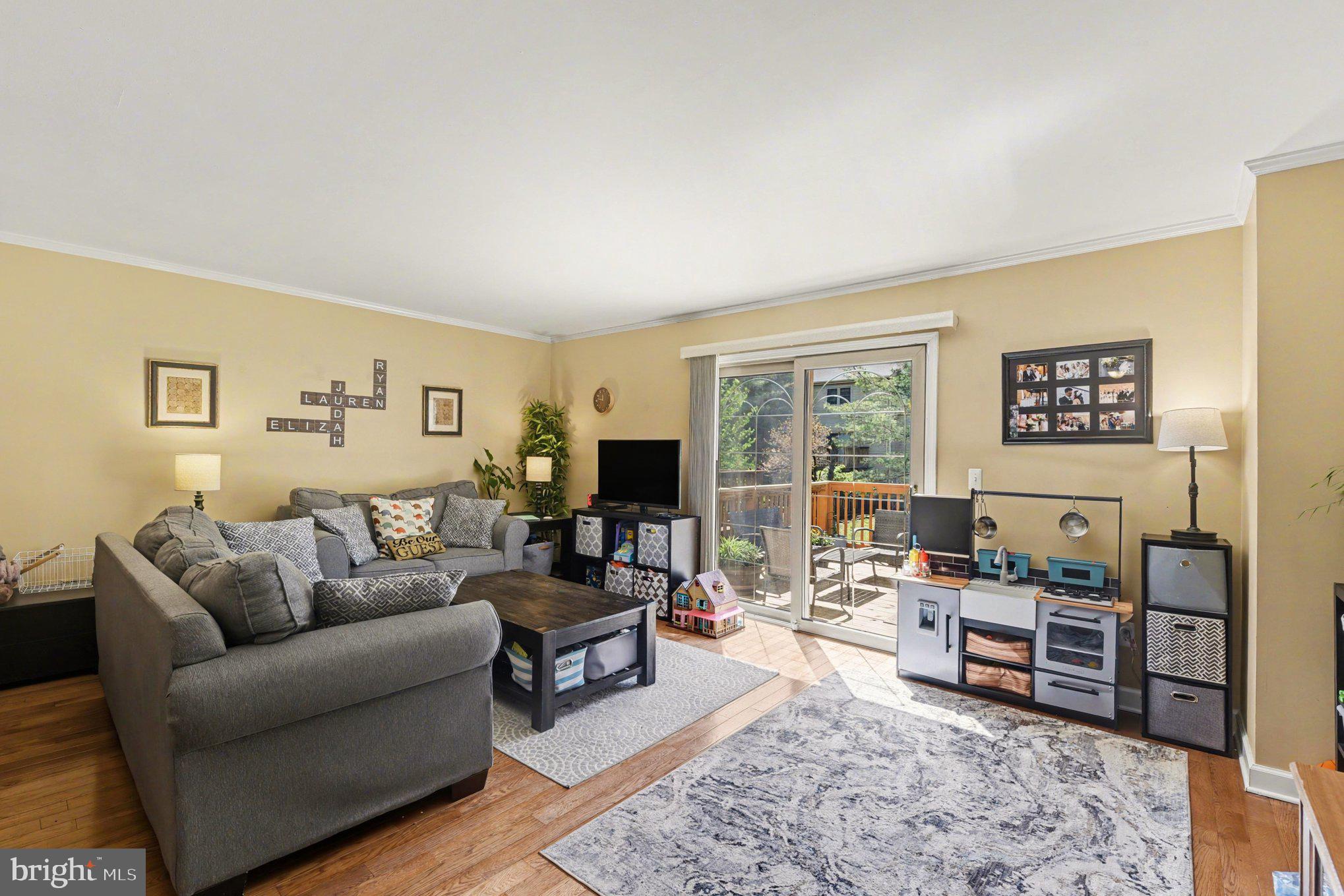 SILVER SPRING STATION - Residential