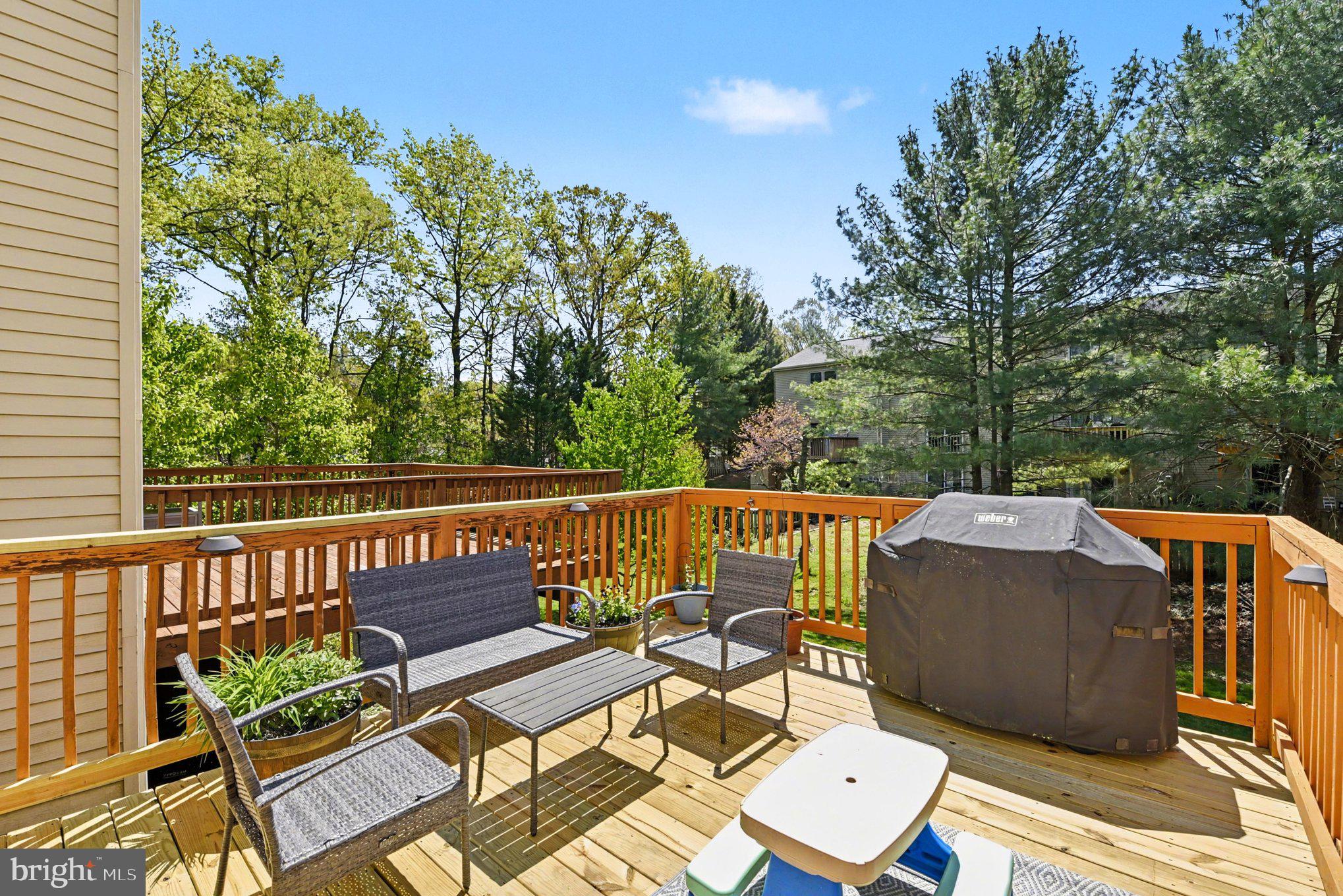 SILVER SPRING STATION - Residential