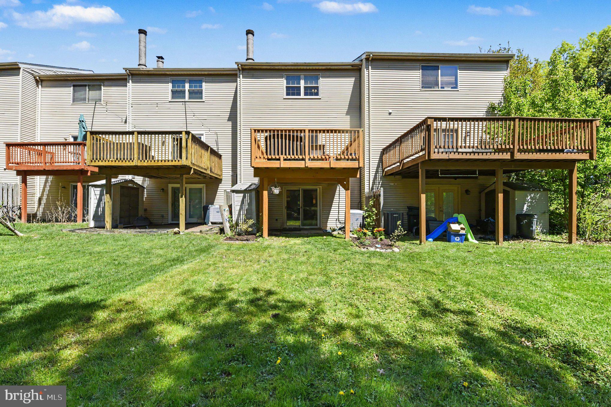 SILVER SPRING STATION - Residential