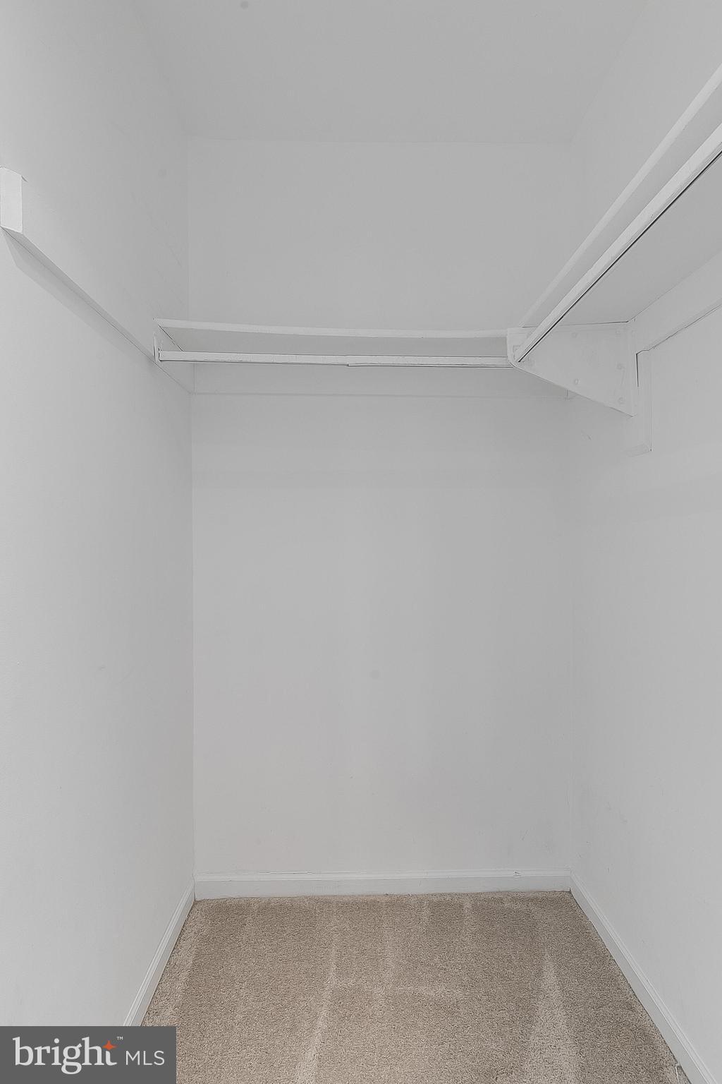 FOX CHAPEL AT TUDOR KNOLLS - Residential Lease