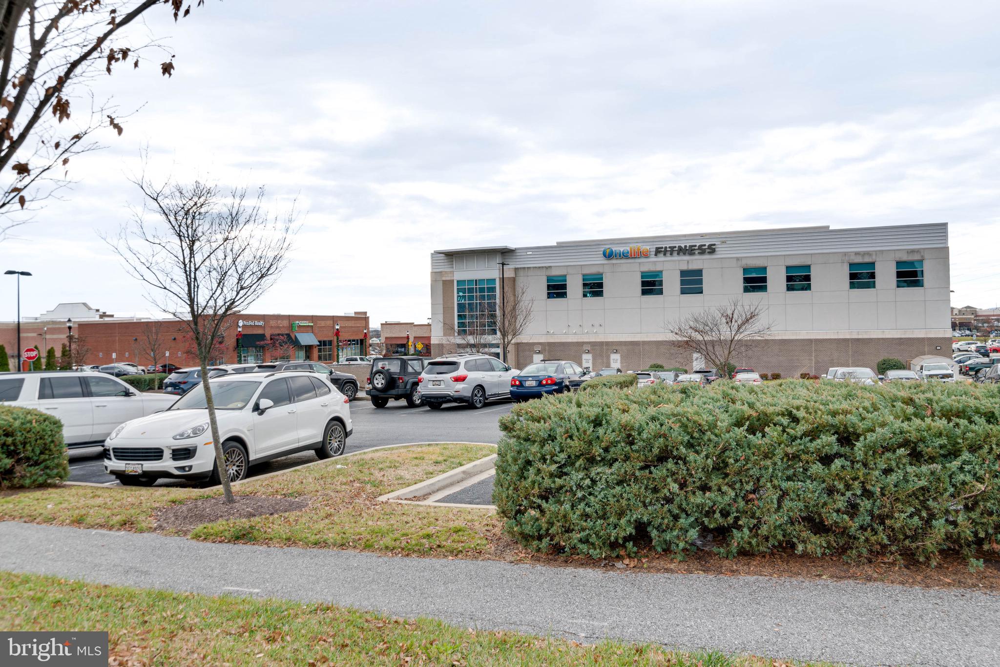 TOWNS AT MARKET COMMONS - Residential Lease