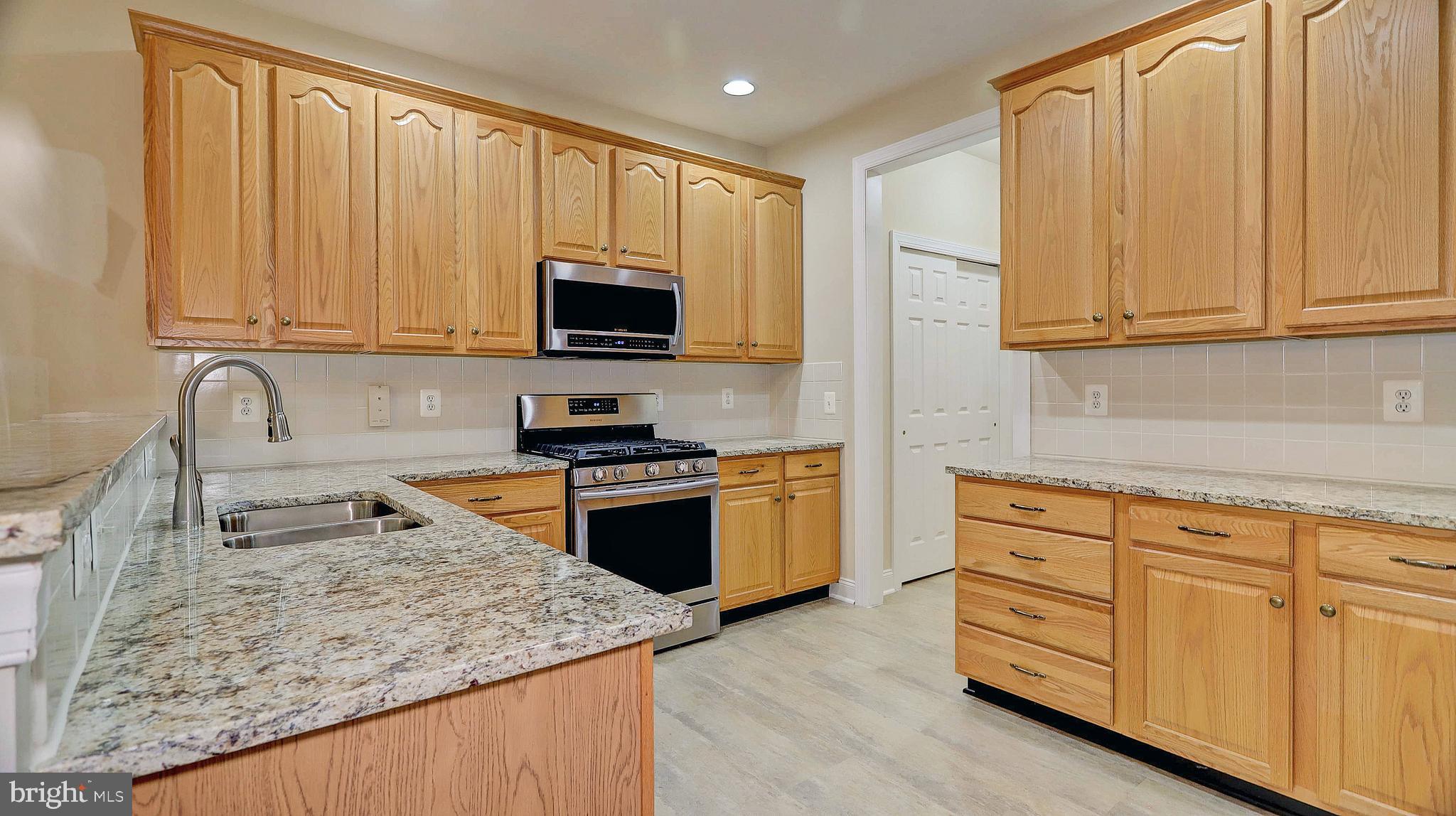 REGENCY AT DOMINION VALLEY - Residential