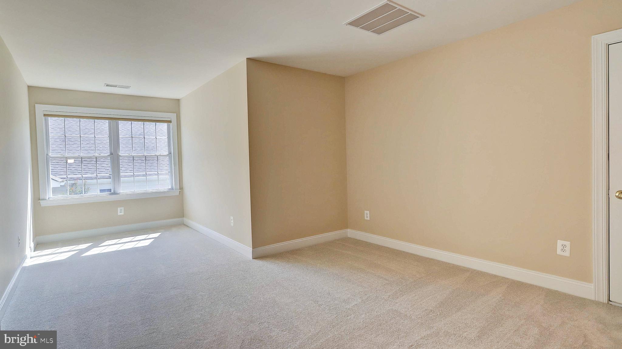 REGENCY AT DOMINION VALLEY - Residential