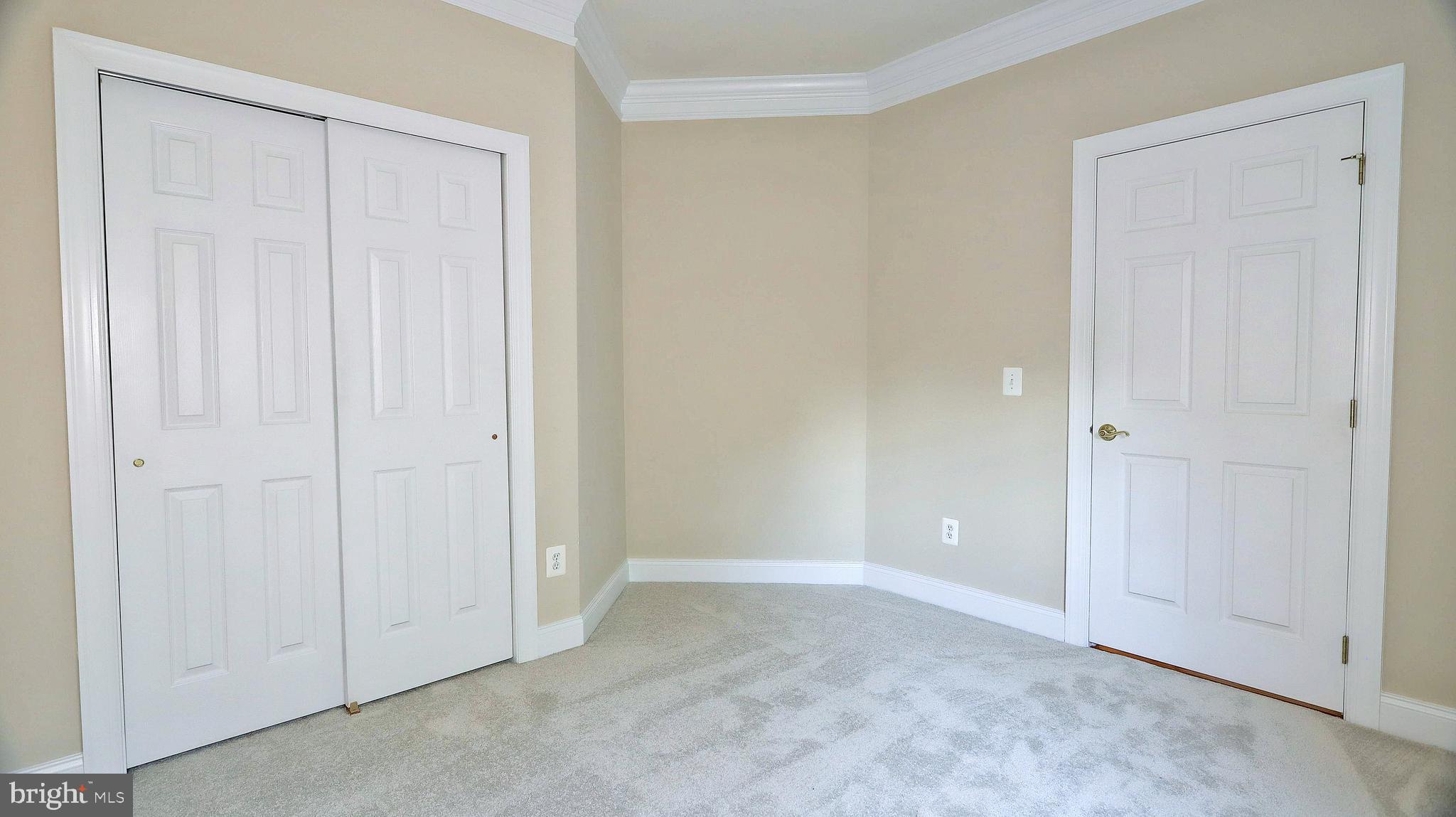 REGENCY AT DOMINION VALLEY - Residential