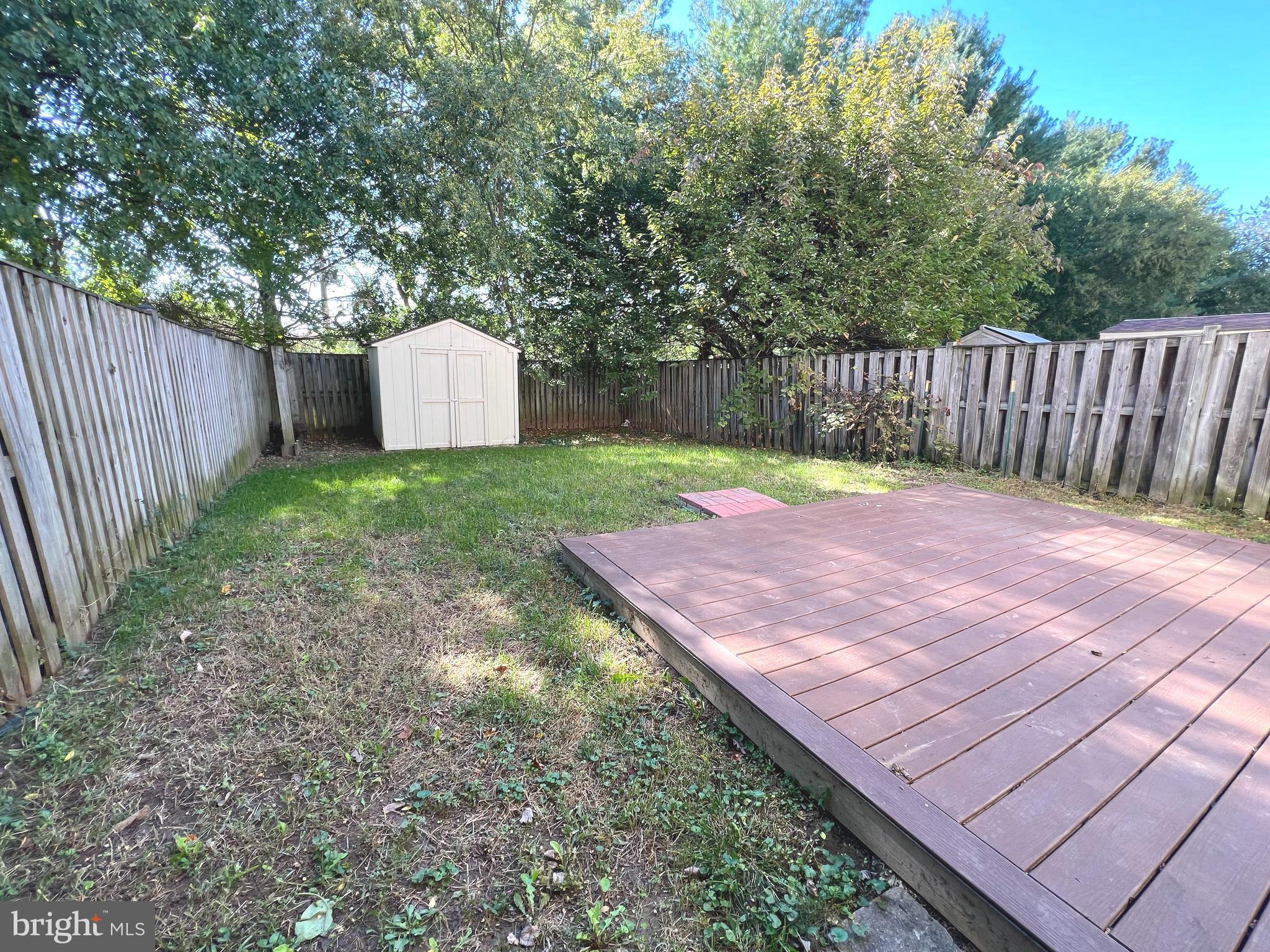 QUEEN ANNE VILLAGE - Residential Lease