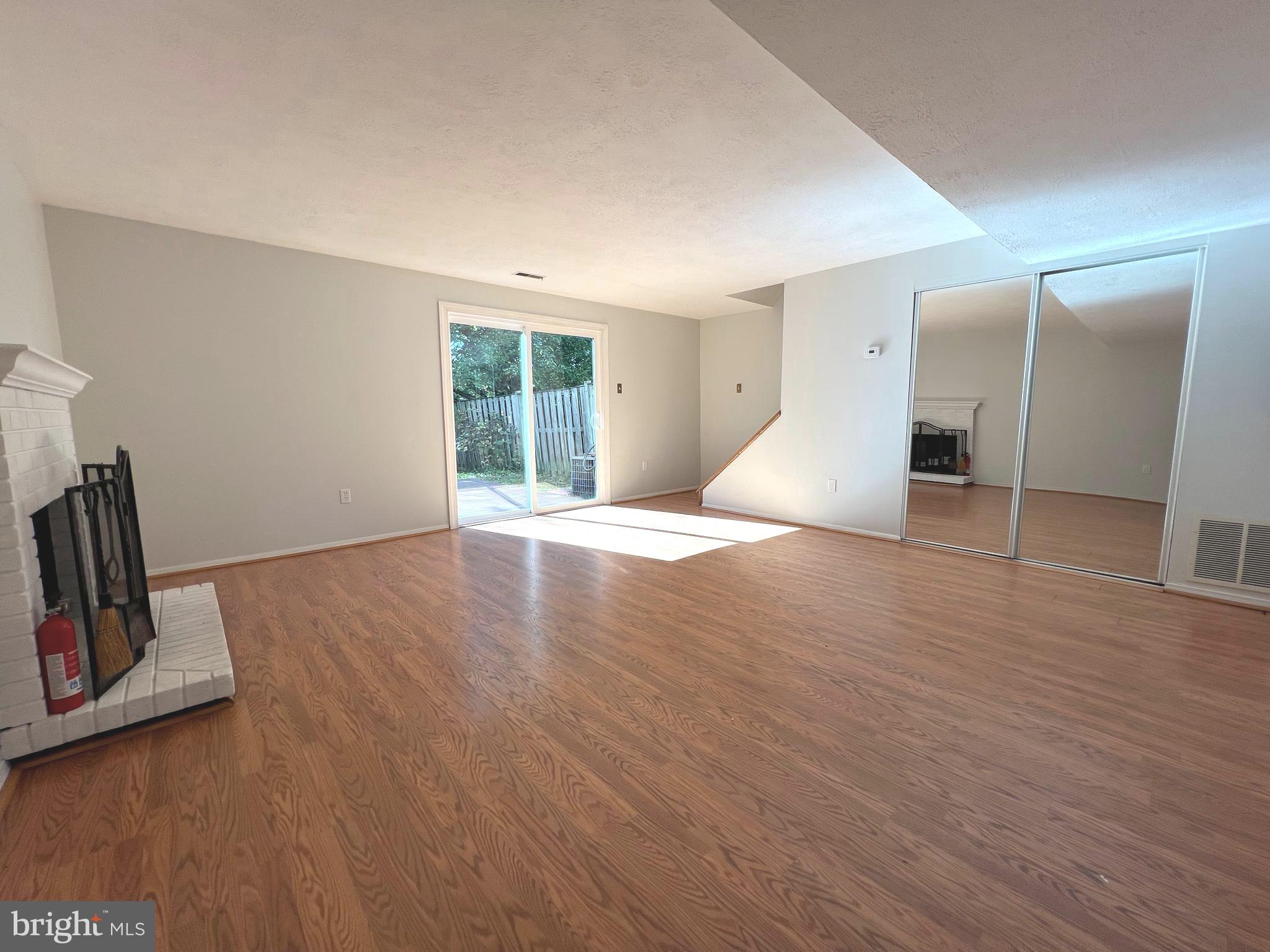 QUEEN ANNE VILLAGE - Residential Lease