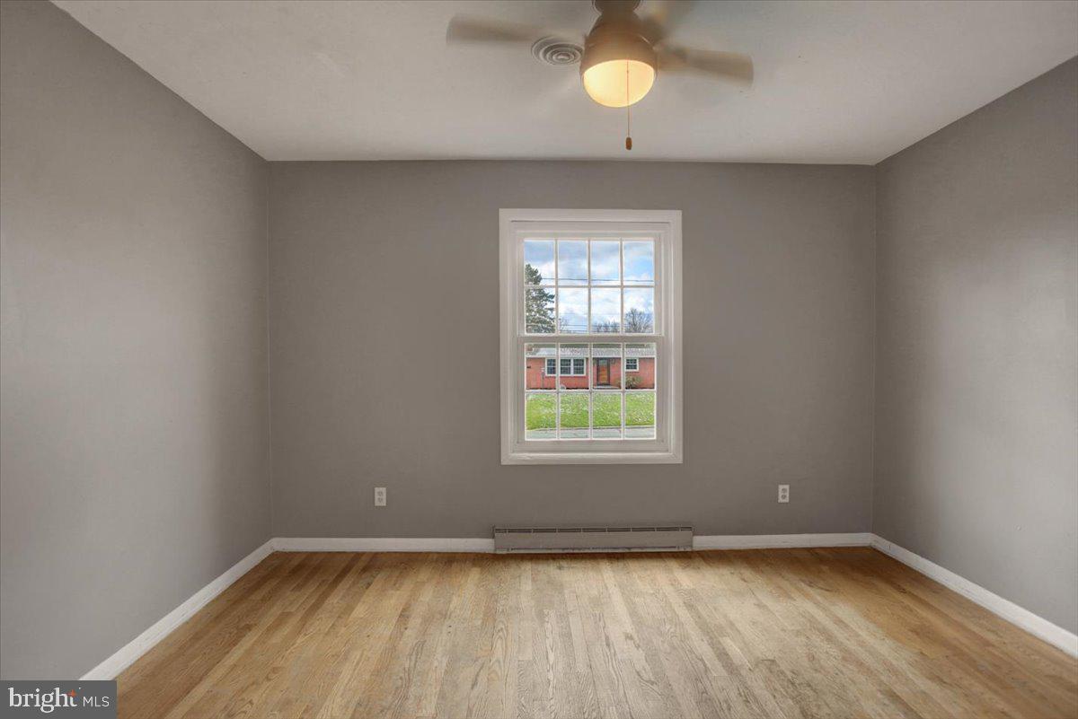 TOWN AND COUNTRY - Residential