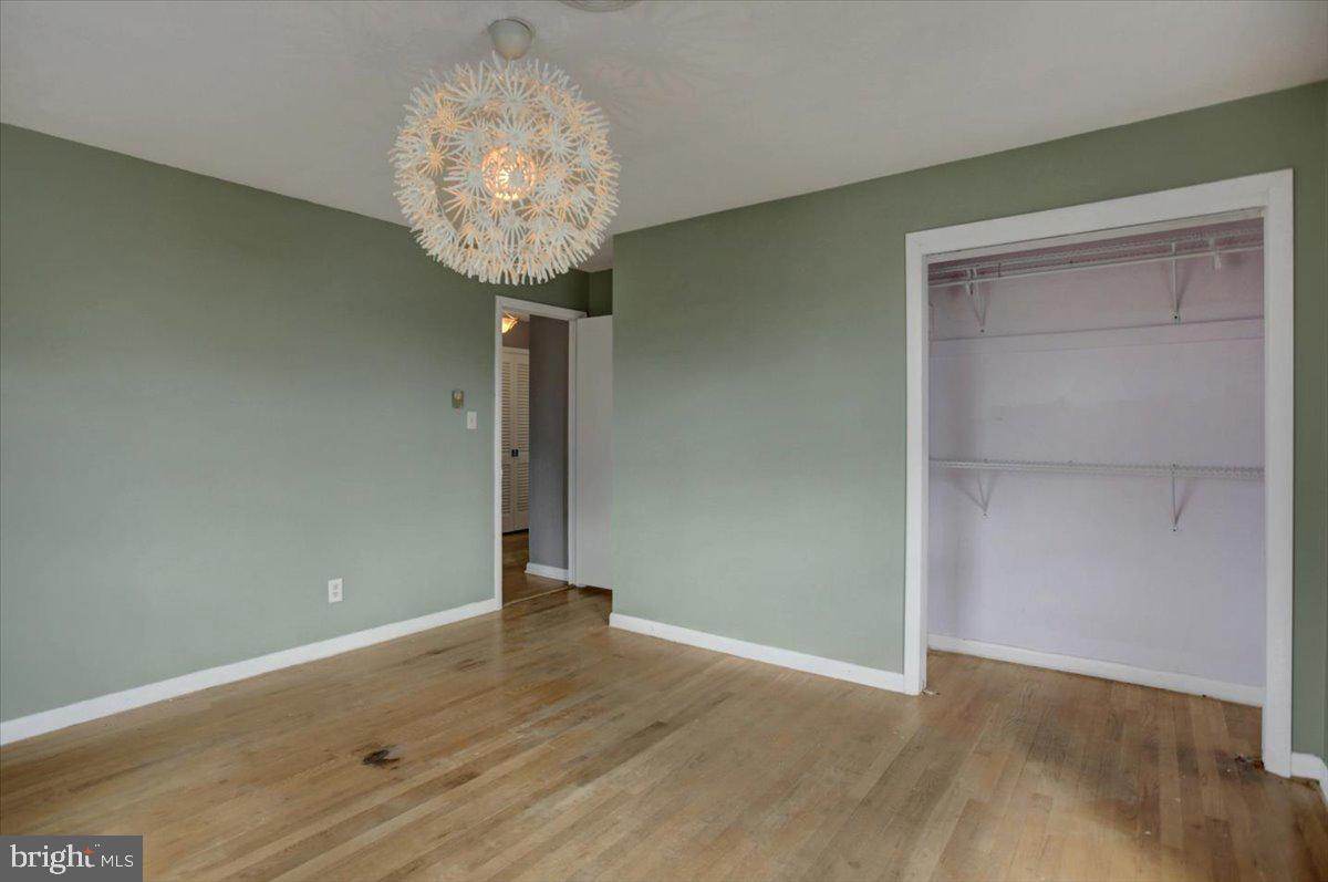 TOWN AND COUNTRY - Residential