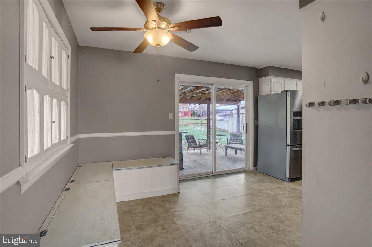 TOWN AND COUNTRY - Residential