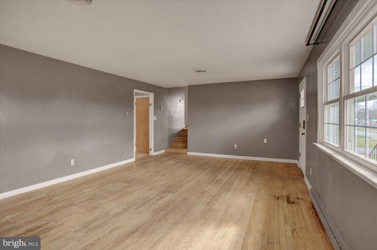 TOWN AND COUNTRY - Residential