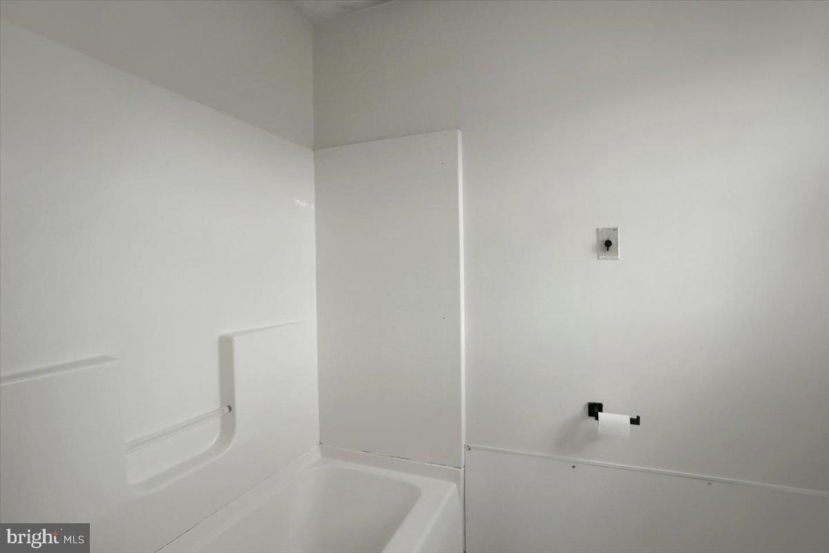 TOWN AND COUNTRY - Residential