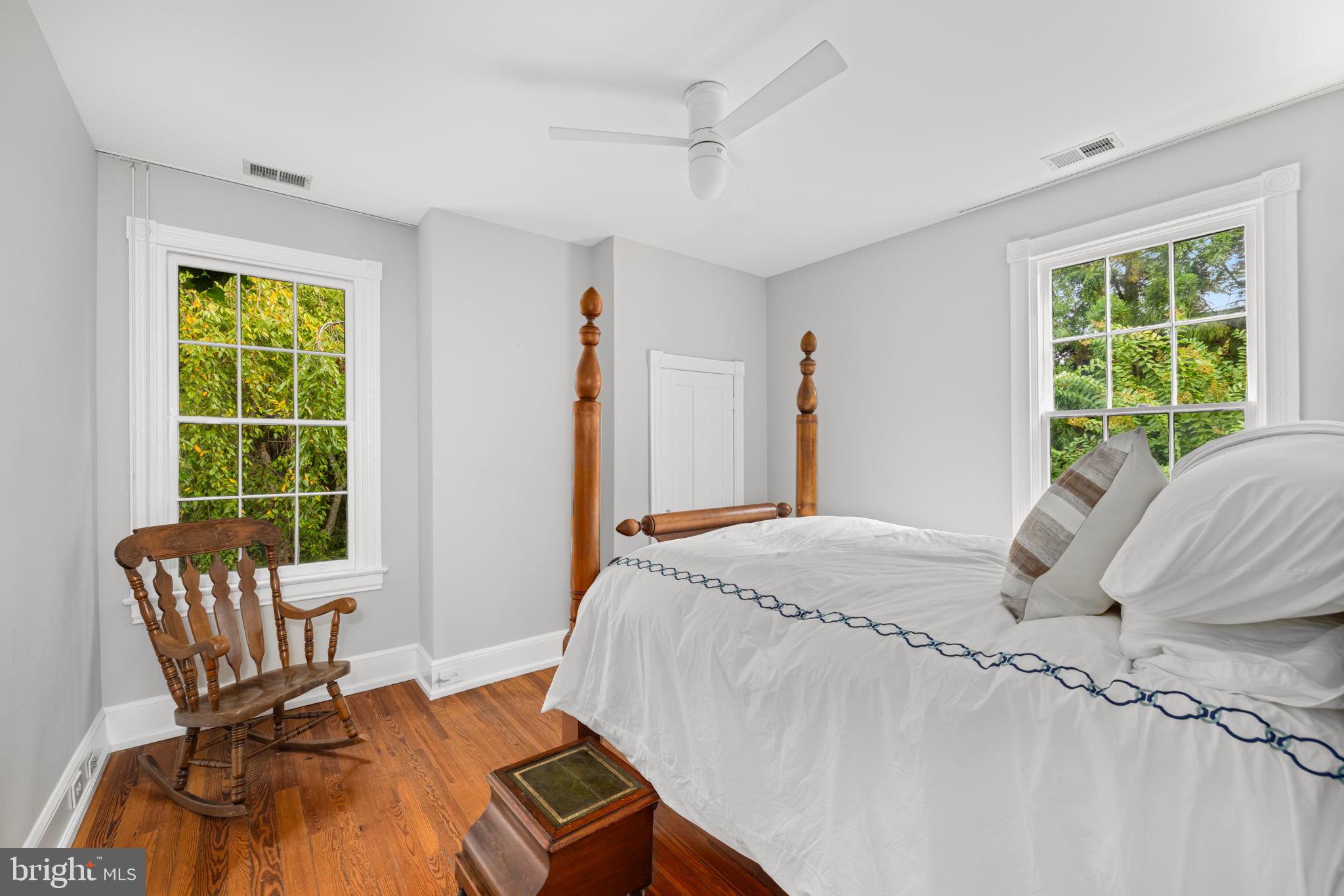 GEORGETOWN - Residential