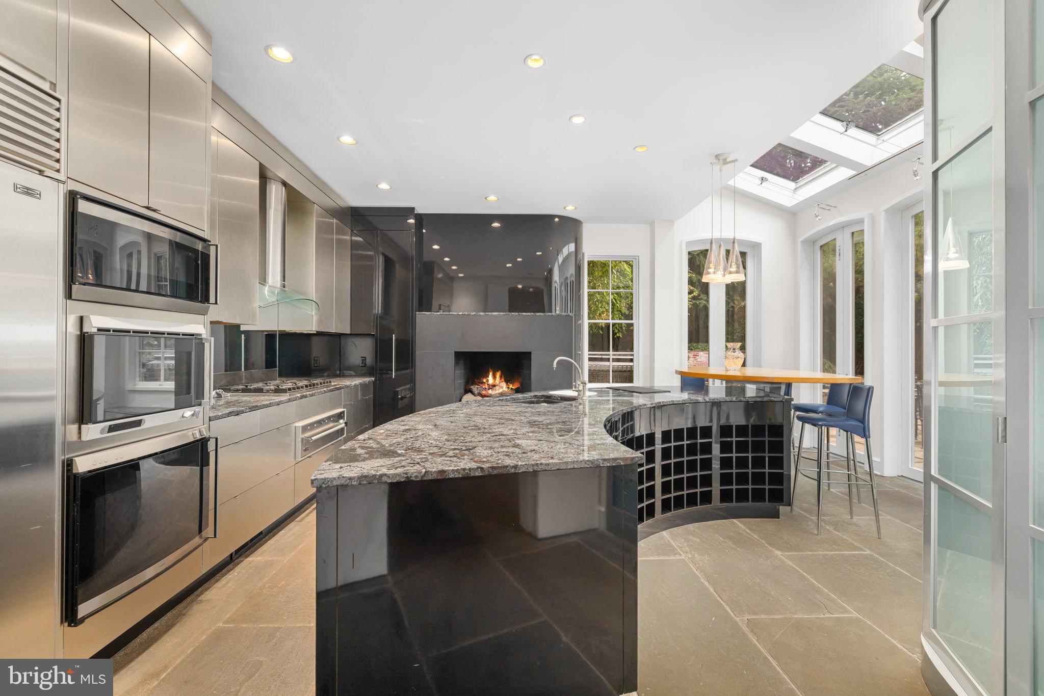 GEORGETOWN - Residential