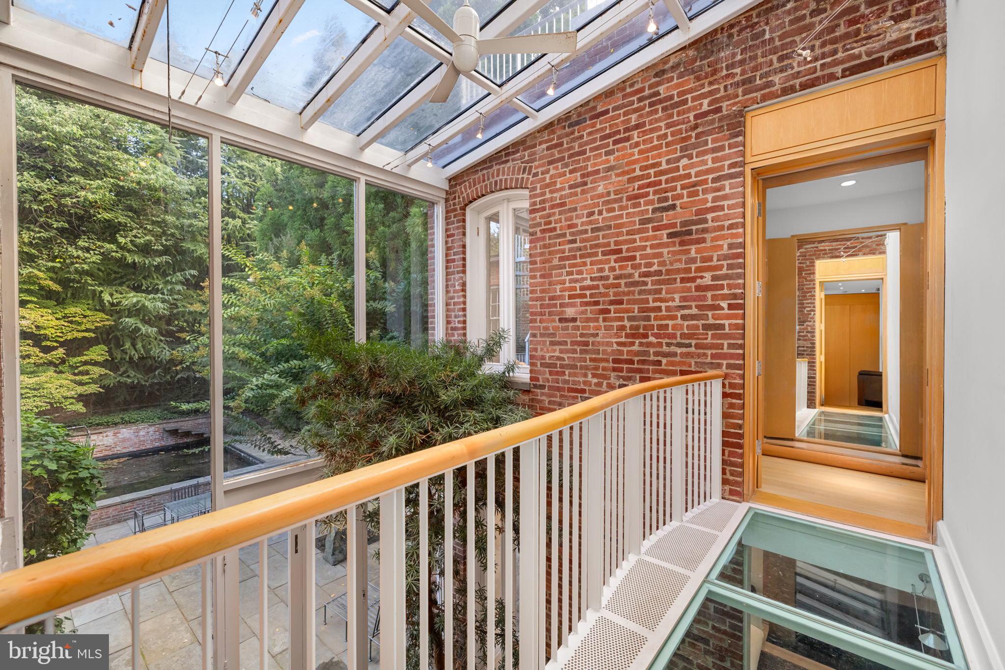 GEORGETOWN - Residential