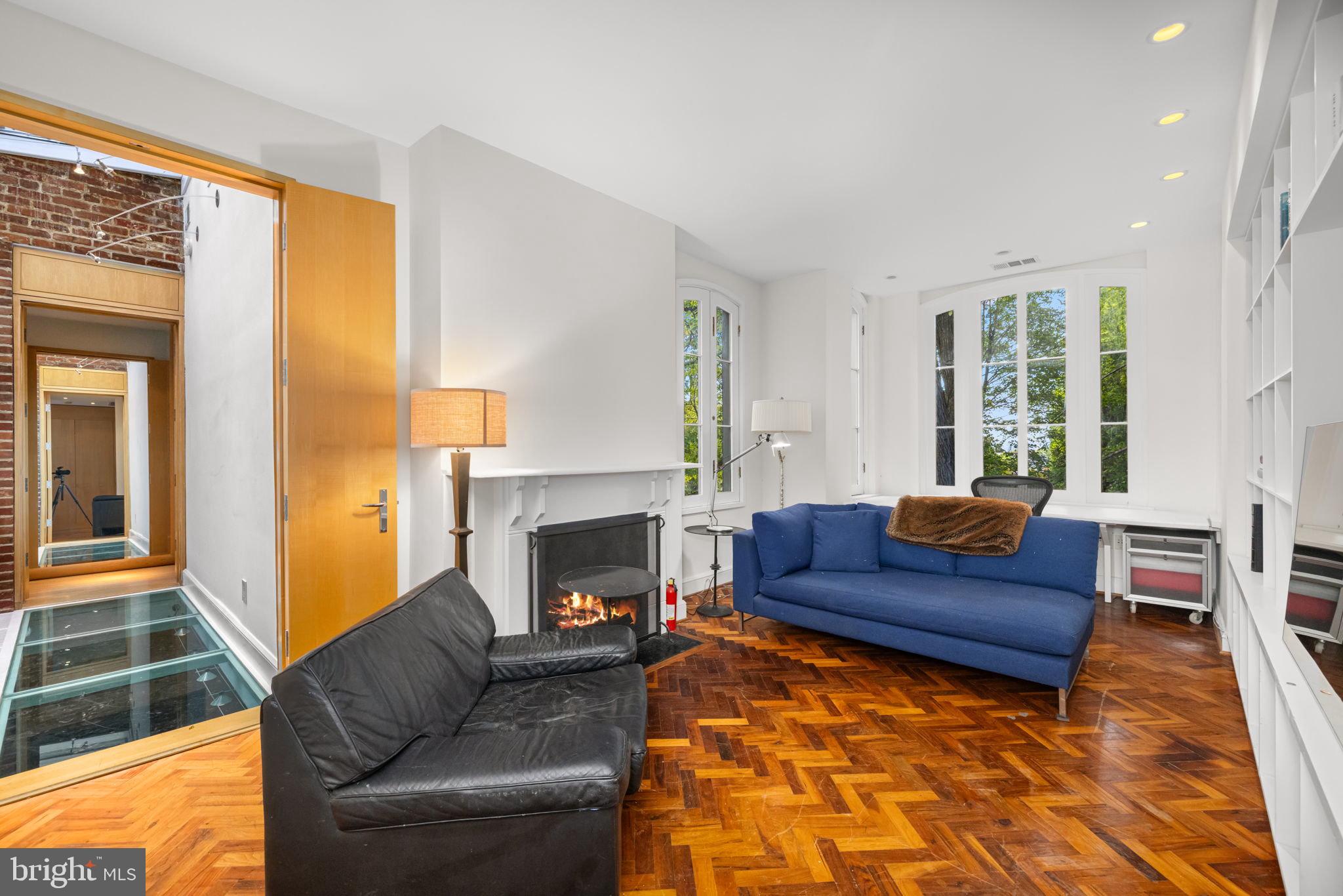 GEORGETOWN - Residential