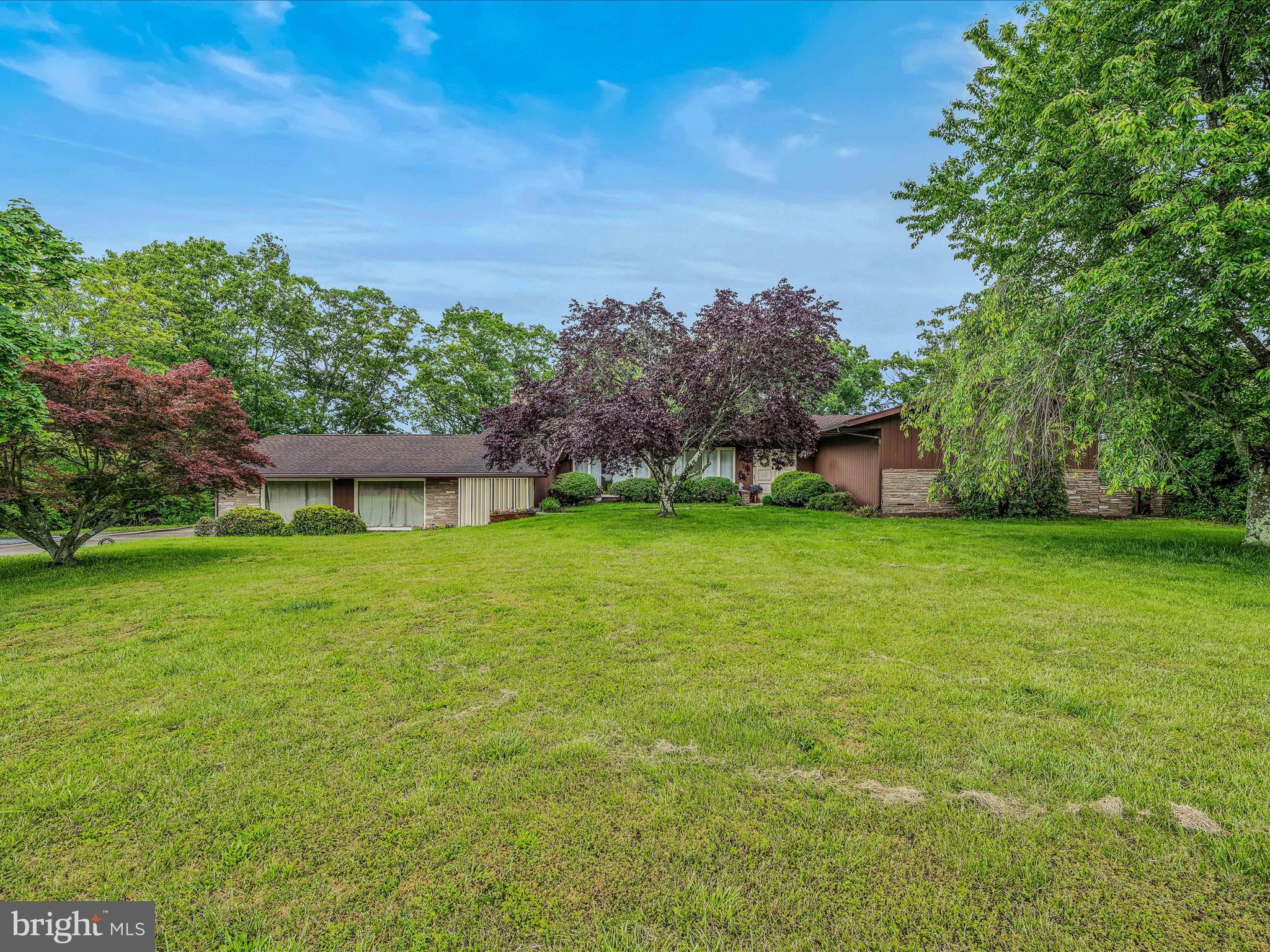 1103 WAUGH ROAD