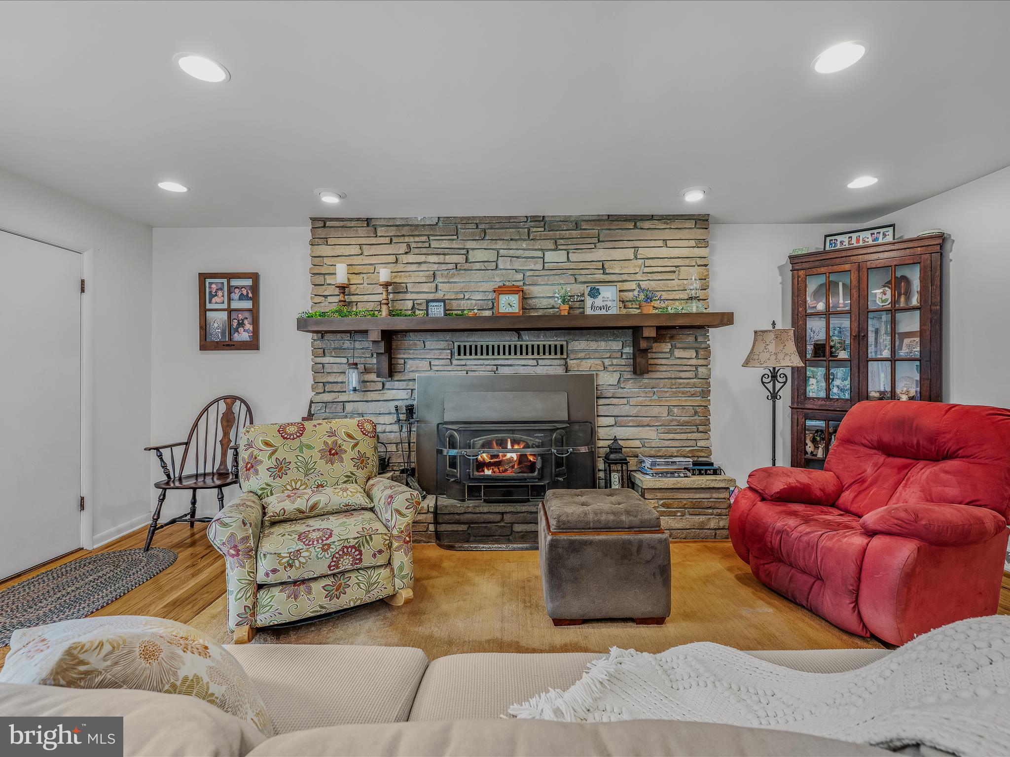 SPRING VALLEY - Residential