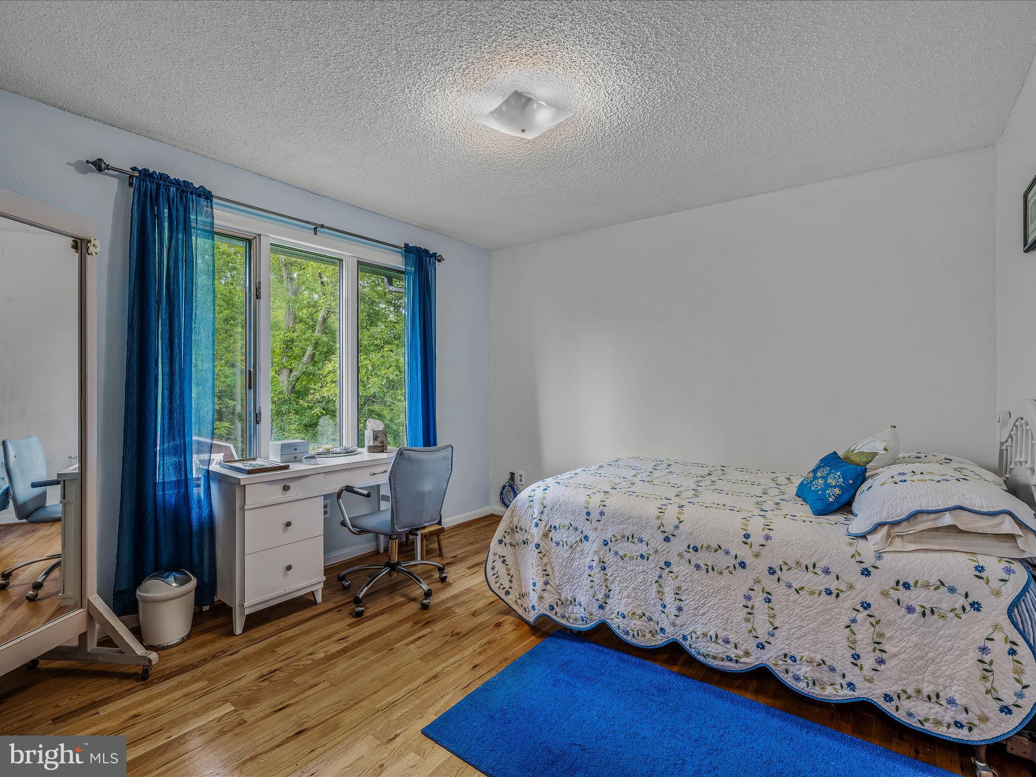 SPRING VALLEY - Residential