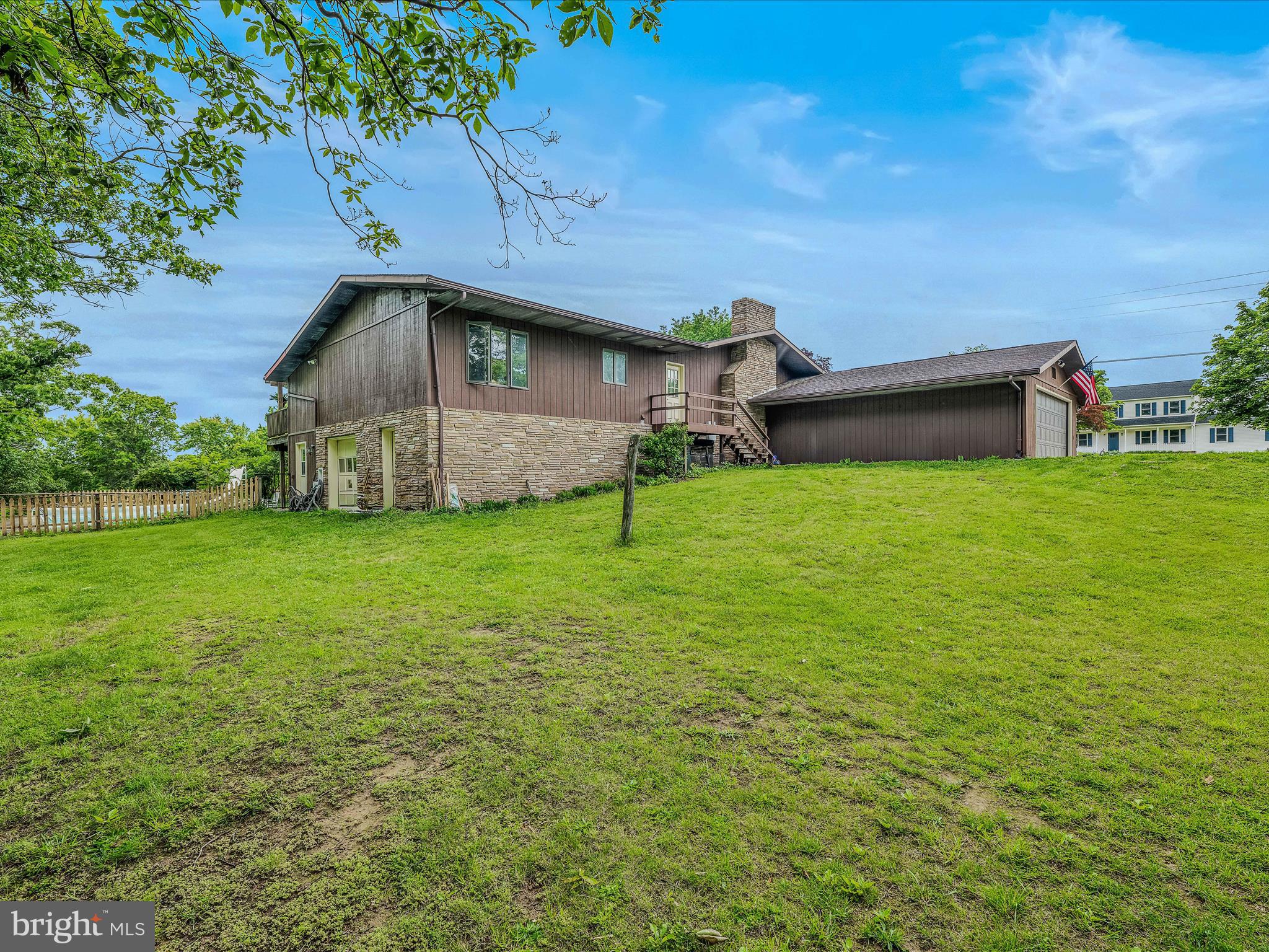 SPRING VALLEY - Residential