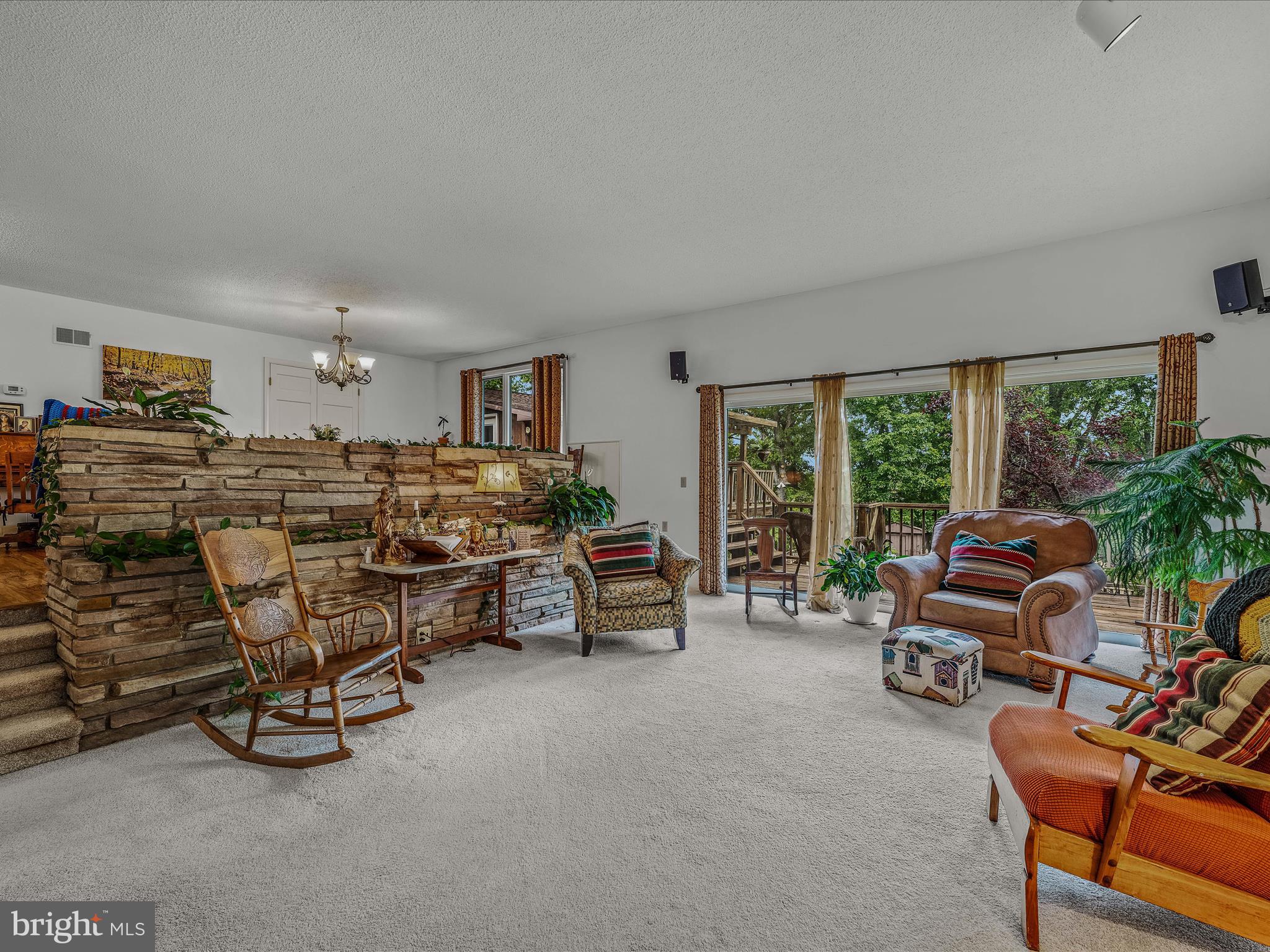 SPRING VALLEY - Residential