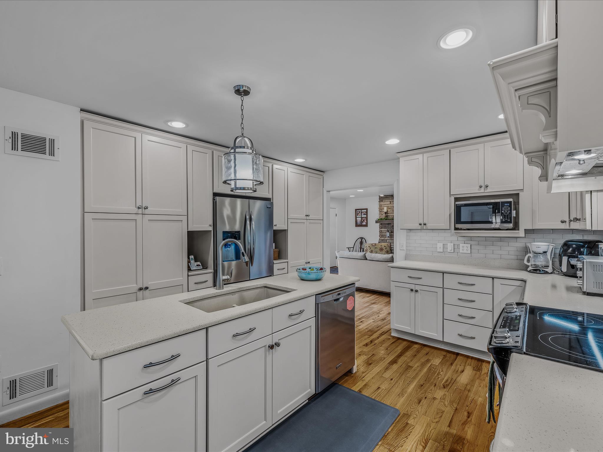 SPRING VALLEY - Residential