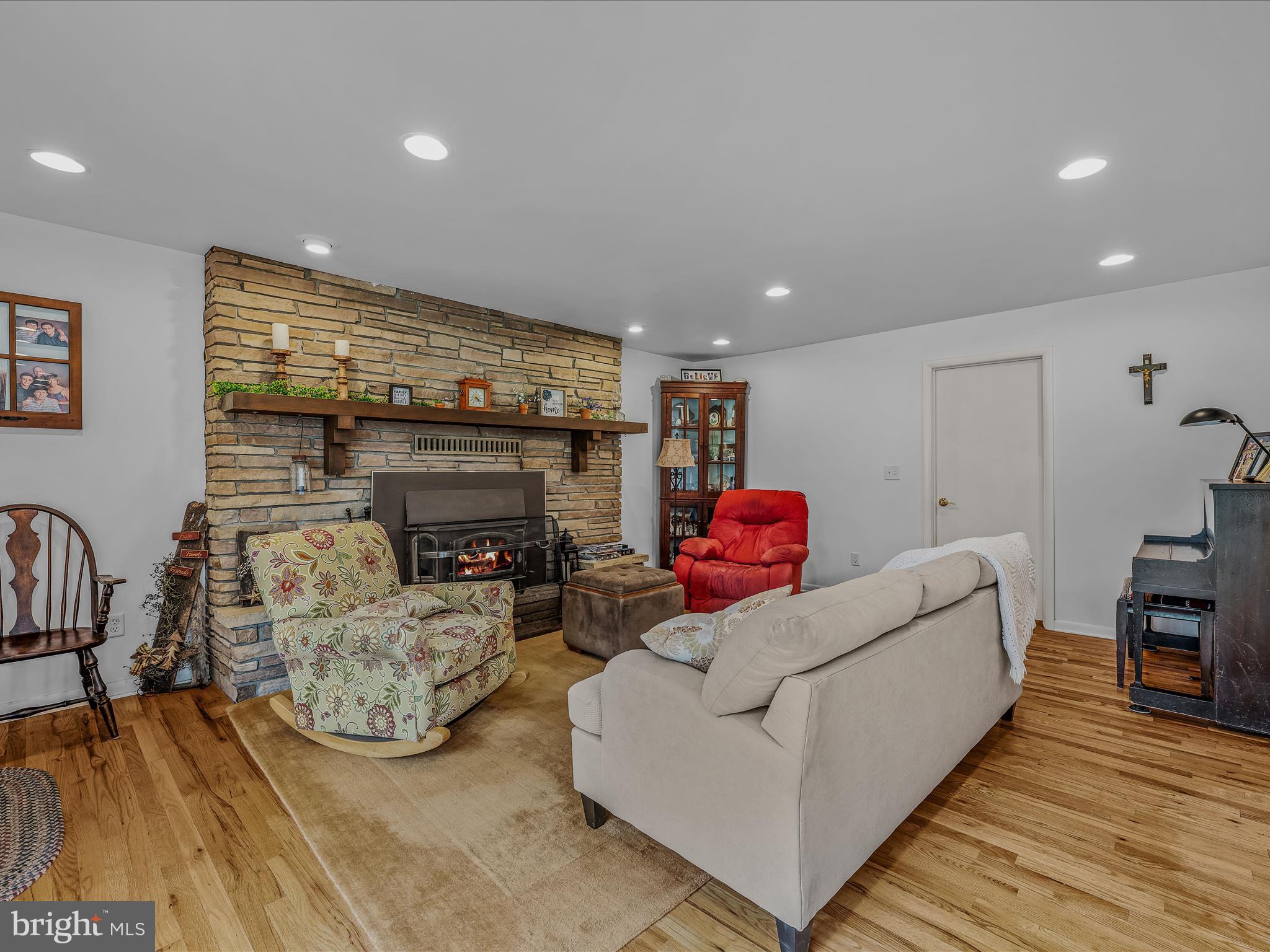 SPRING VALLEY - Residential