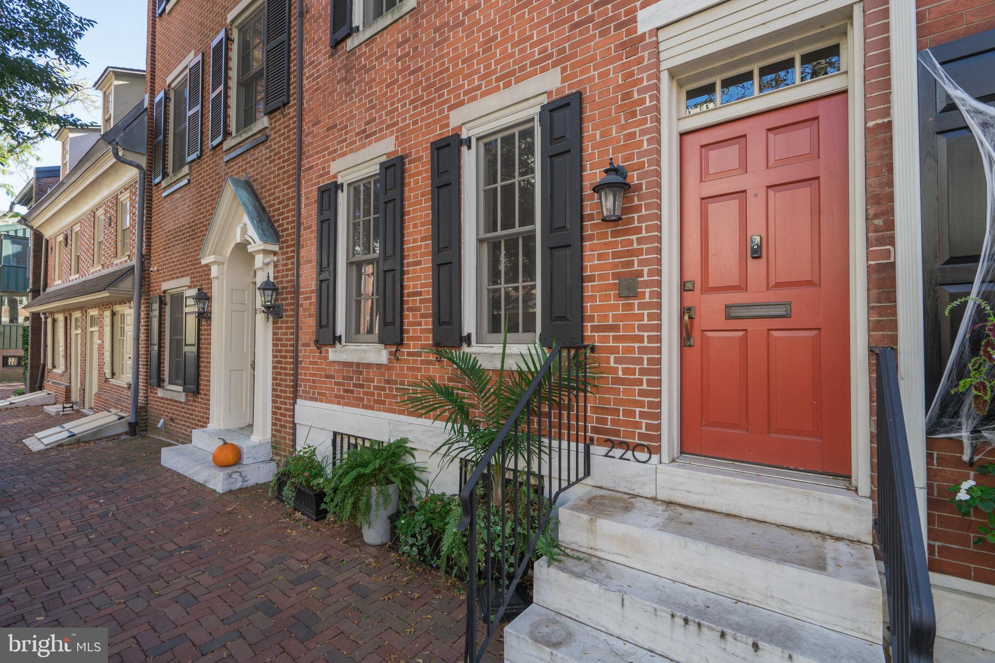 Available Now! A gorgeous Society Hill home on one of the most beautiful blocks in the city. Completely renovated and lovingly maintained throughout, 5 bedrooms, 3 1/2 baths. Streaming sunlight, airy and modern feel. Lovely patio adjacent to dining room and kitchen. Full w/d on both 2nd and 3rd floors and a fully finished basement with a full bath - perfect for an au pair or an in-law suite. Sound system on first and third floors. LOTS of storage and gorgeous built-ins. 1/2 block from Three Bears Park, 3 blocks to St Peter's School and within walking distance to Superfresh/Whole Foods.