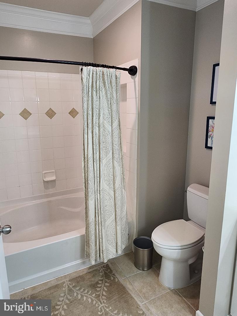 WESTCHESTER AT STRATFORD - Residential