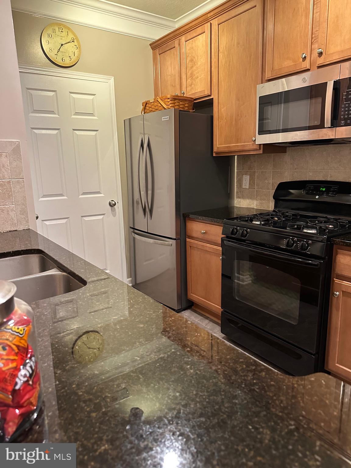 WESTCHESTER AT STRATFORD - Residential