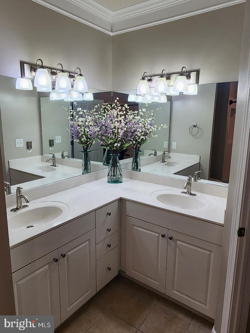 WESTCHESTER AT STRATFORD - Residential