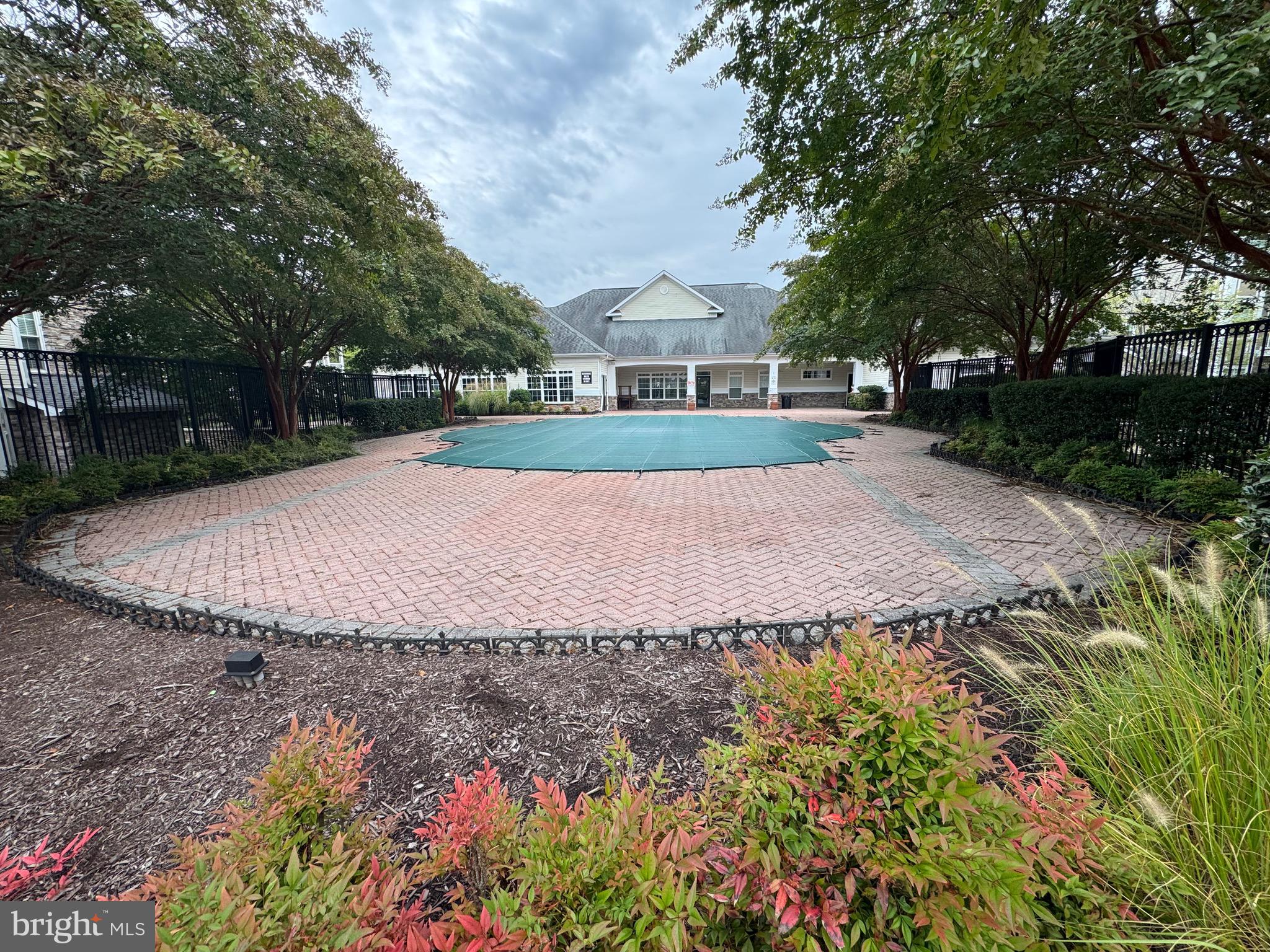 WESTCHESTER AT STRATFORD - Residential