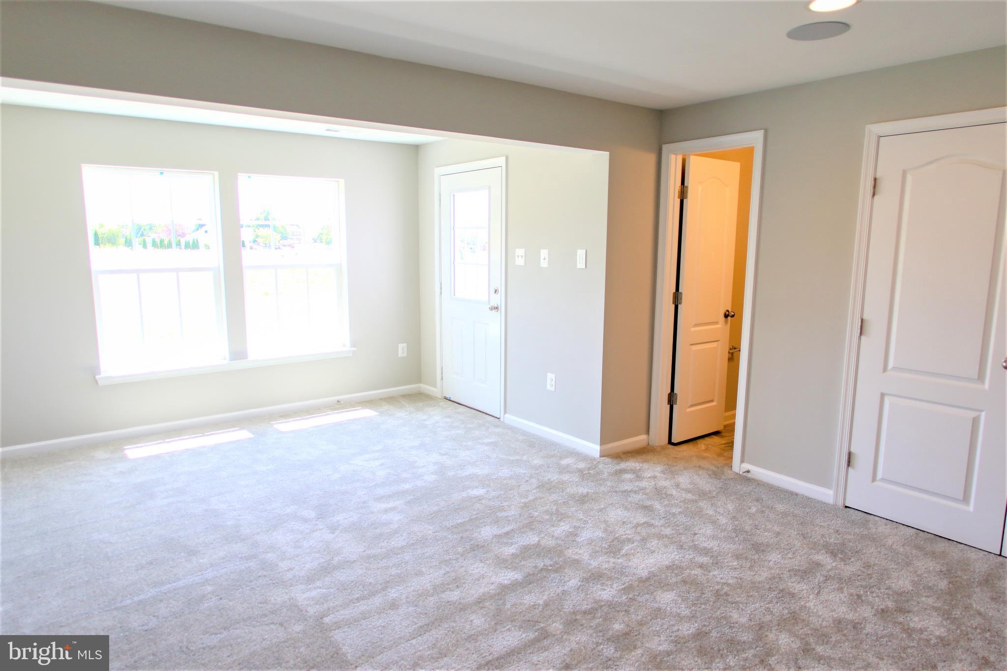 STONEBROOK VILLAGE - Residential