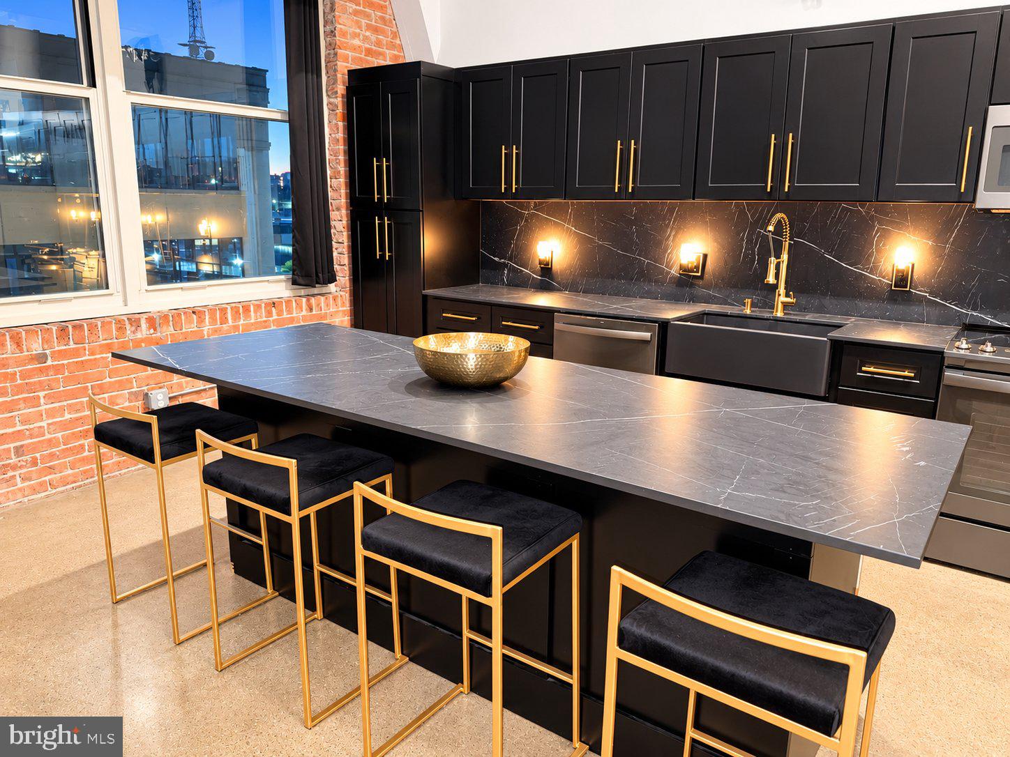444 N 4TH STREET 402