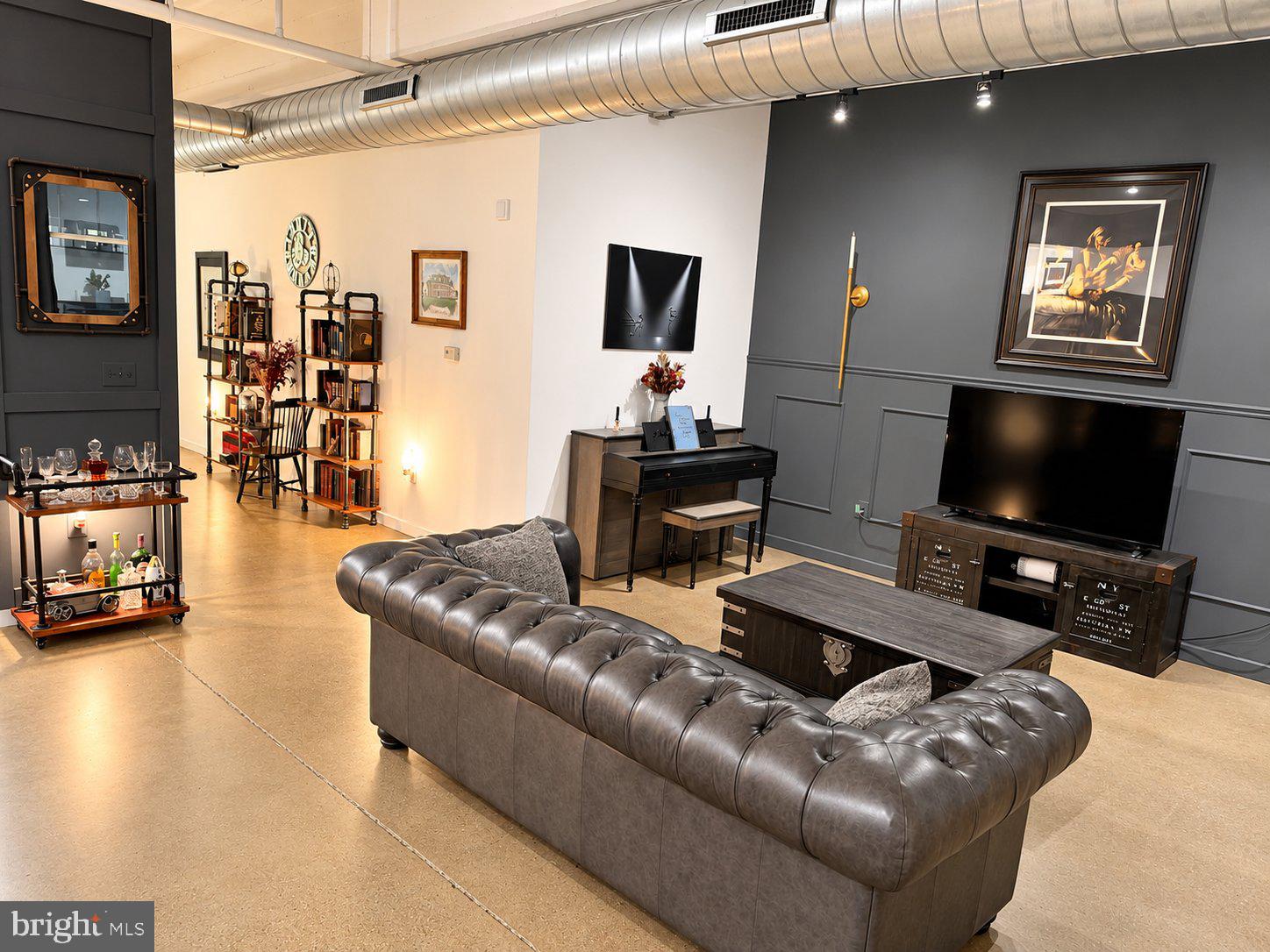 444 N 4TH STREET 402